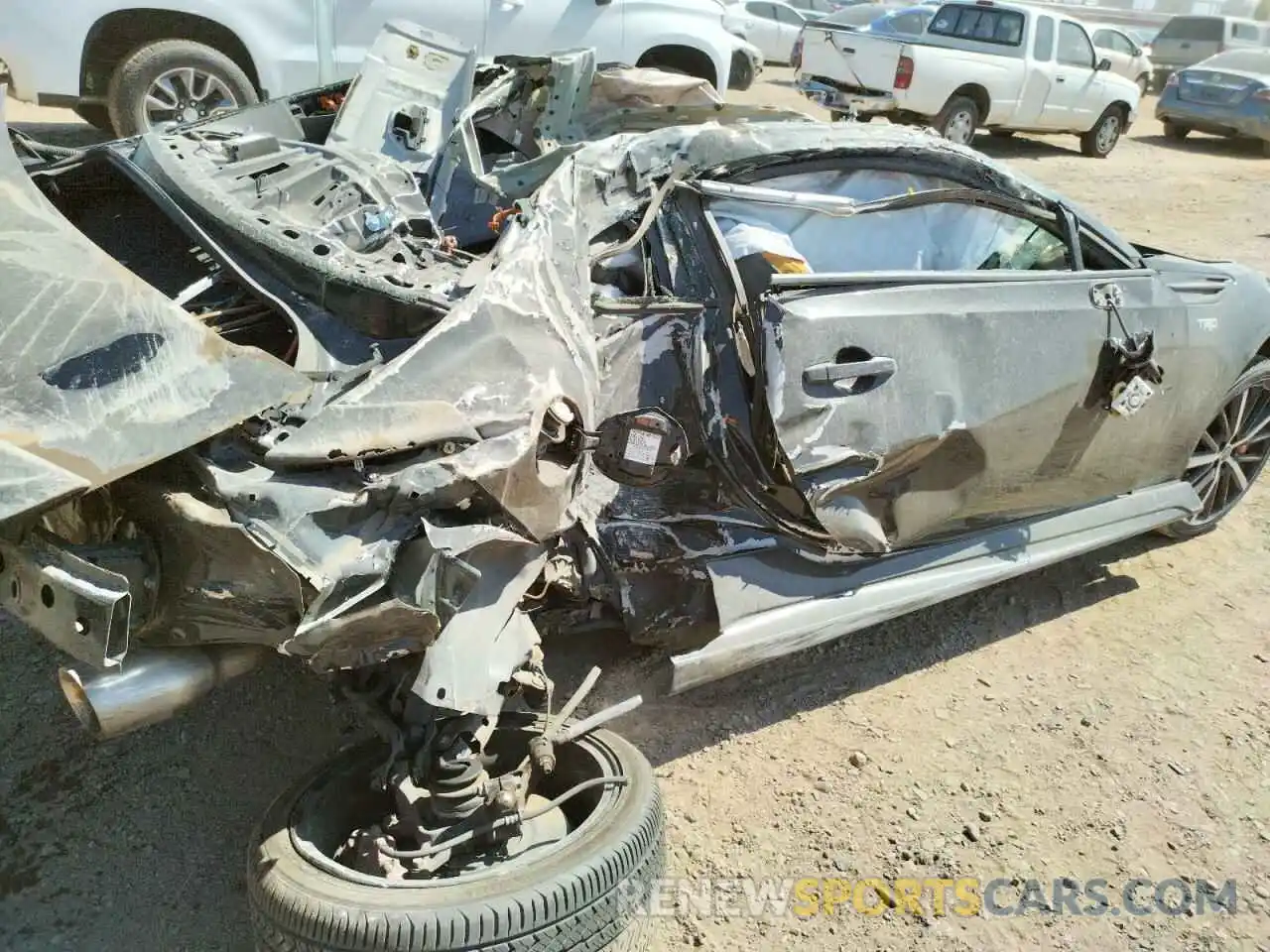 9 Photograph of a damaged car JF1ZNAE12K9702177 TOYOTA 86 2019