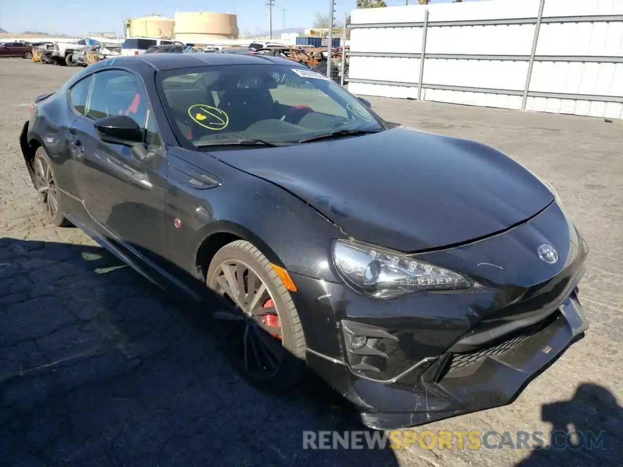 1 Photograph of a damaged car JF1ZNAE13K9702821 TOYOTA 86 2019