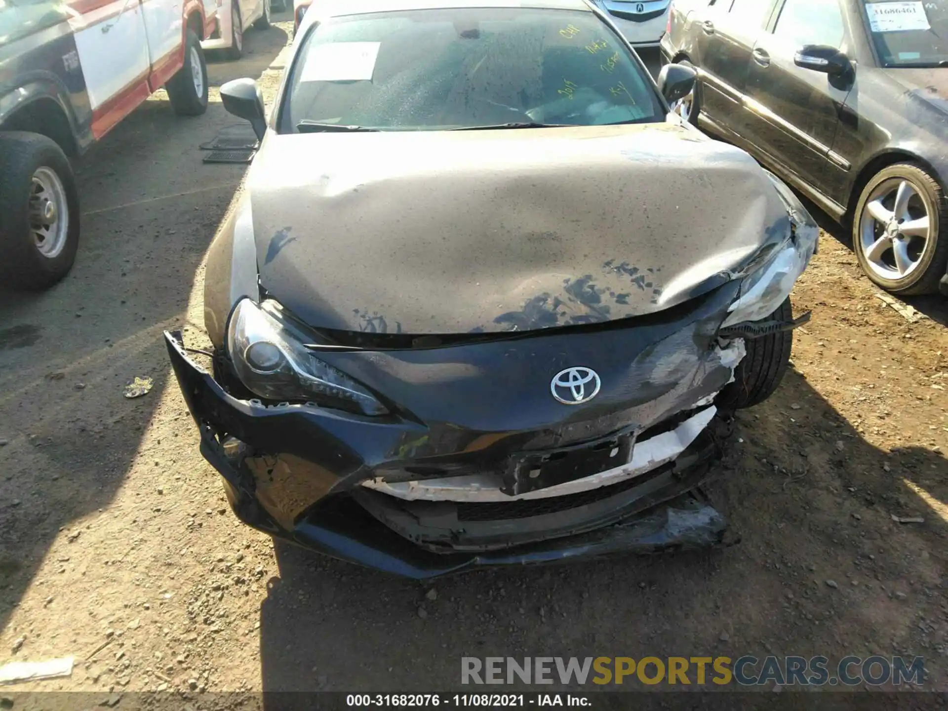 6 Photograph of a damaged car JF1ZNAE15K8704219 TOYOTA 86 2019