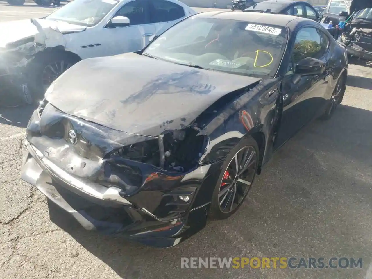 2 Photograph of a damaged car JF1ZNAE15K9701007 TOYOTA 86 2019