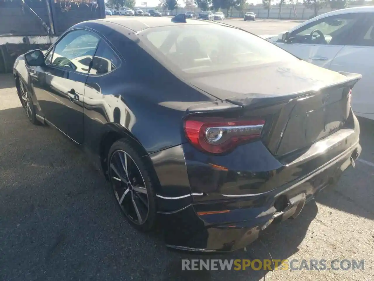 3 Photograph of a damaged car JF1ZNAE15K9701007 TOYOTA 86 2019