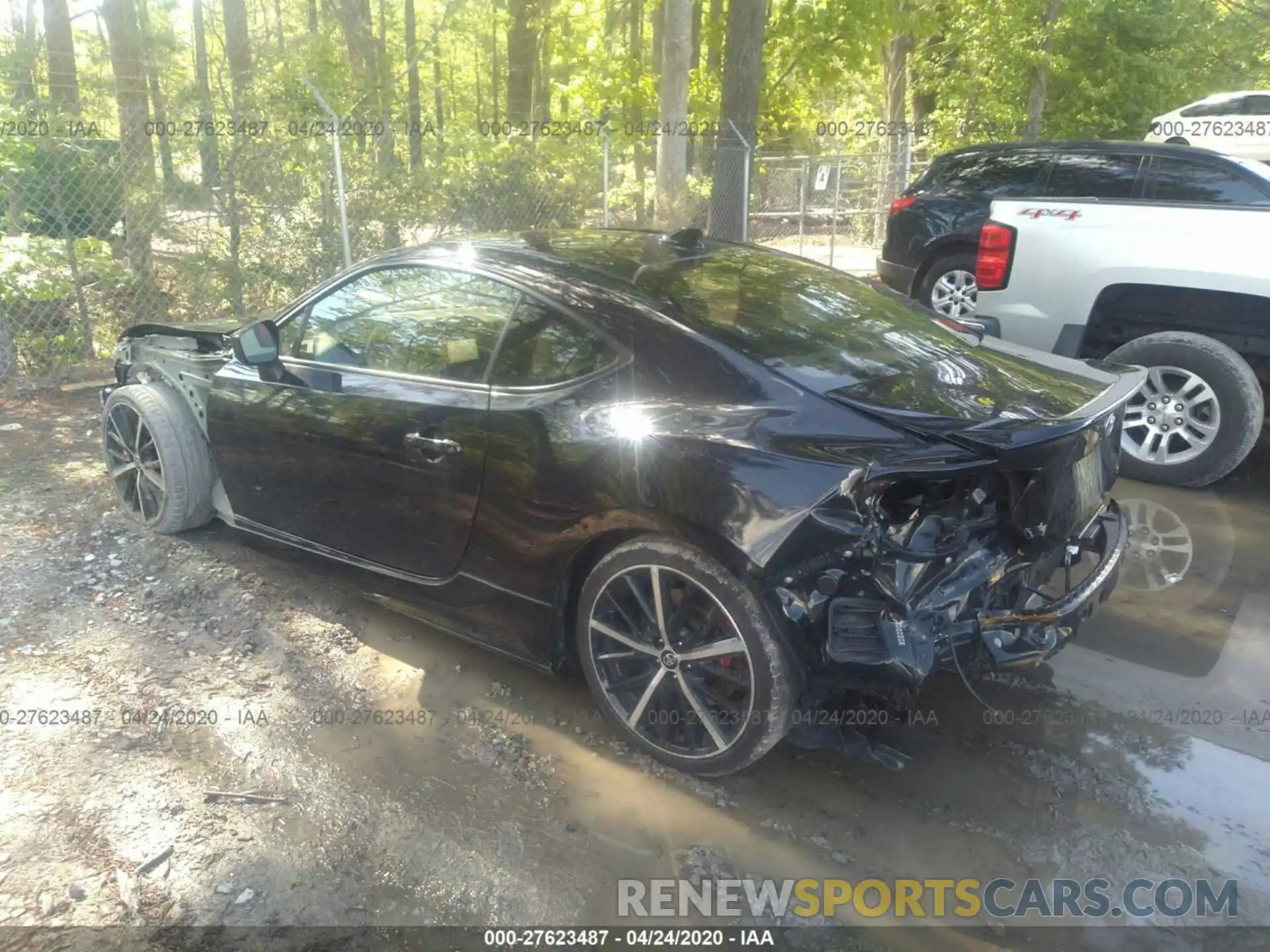 3 Photograph of a damaged car JF1ZNAE15K9701332 TOYOTA 86 2019