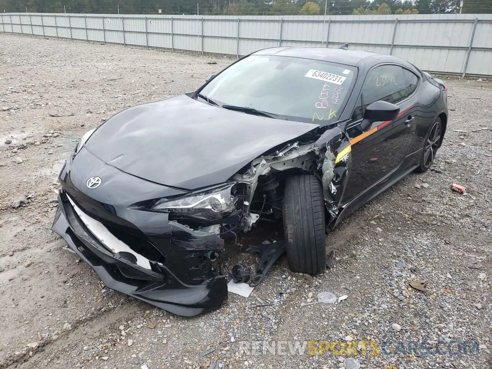 2 Photograph of a damaged car JF1ZNAE15K9702724 TOYOTA 86 2019