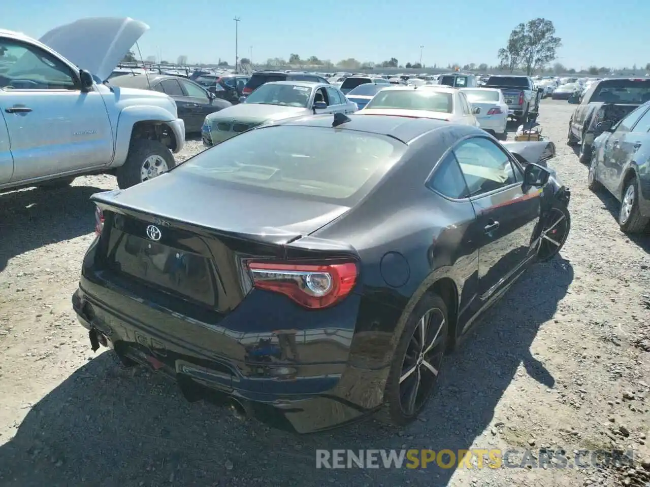 4 Photograph of a damaged car JF1ZNAE16K9700612 TOYOTA 86 2019