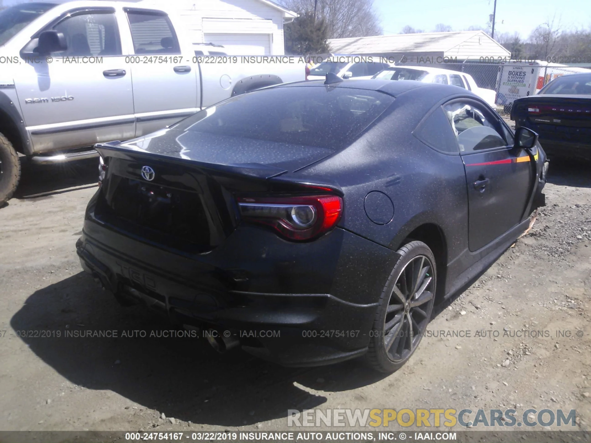 4 Photograph of a damaged car JF1ZNAE16K9701095 TOYOTA 86 2019