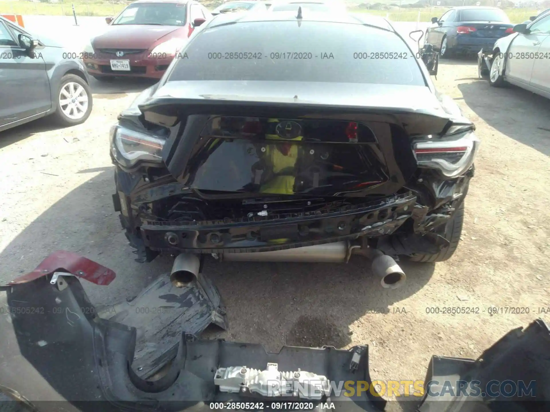 6 Фотография поврежденного автомобиля JF1ZNAE16K9702649 TOYOTA 86 2019