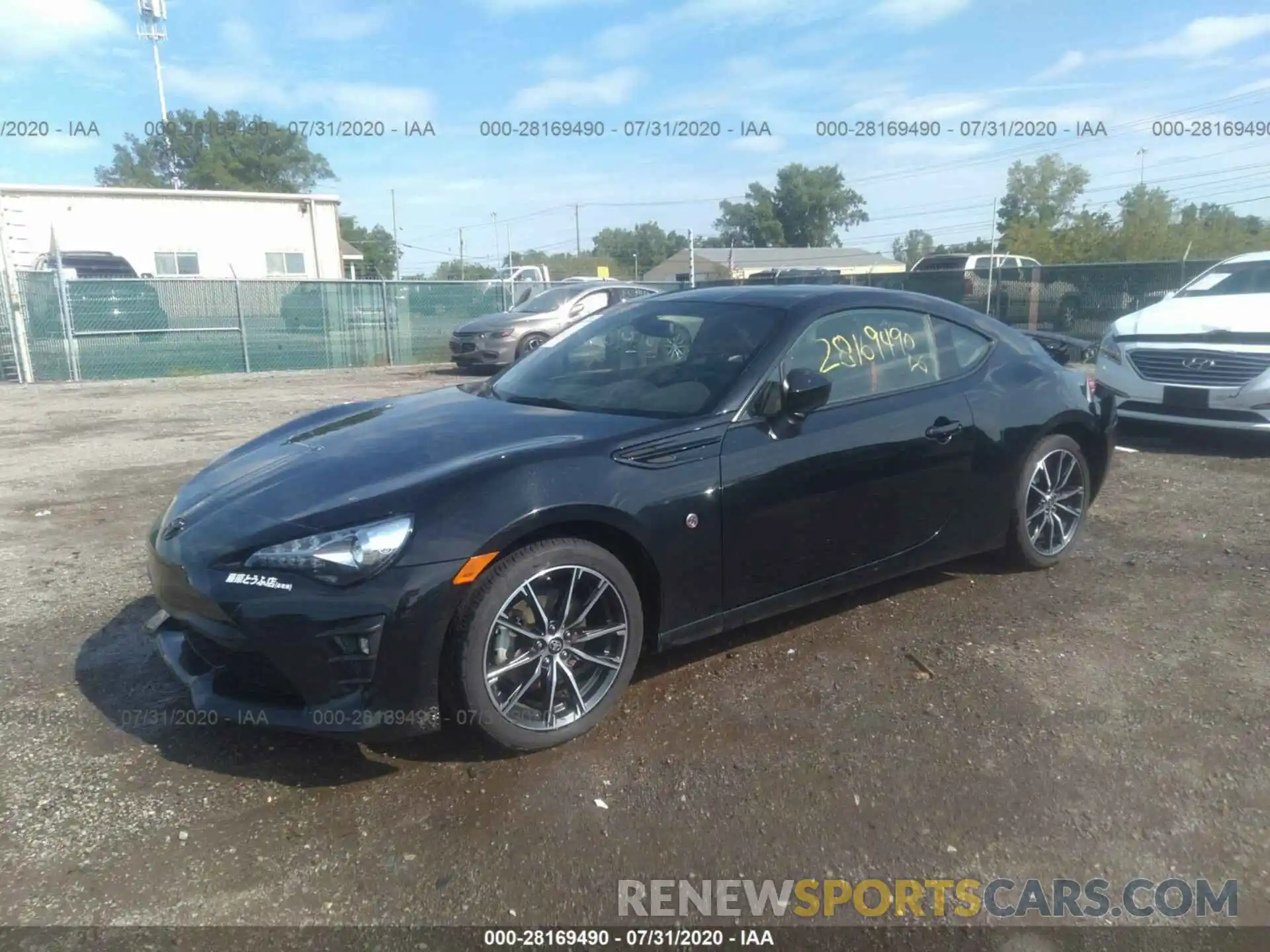 2 Photograph of a damaged car JF1ZNAE17K8702729 TOYOTA 86 2019