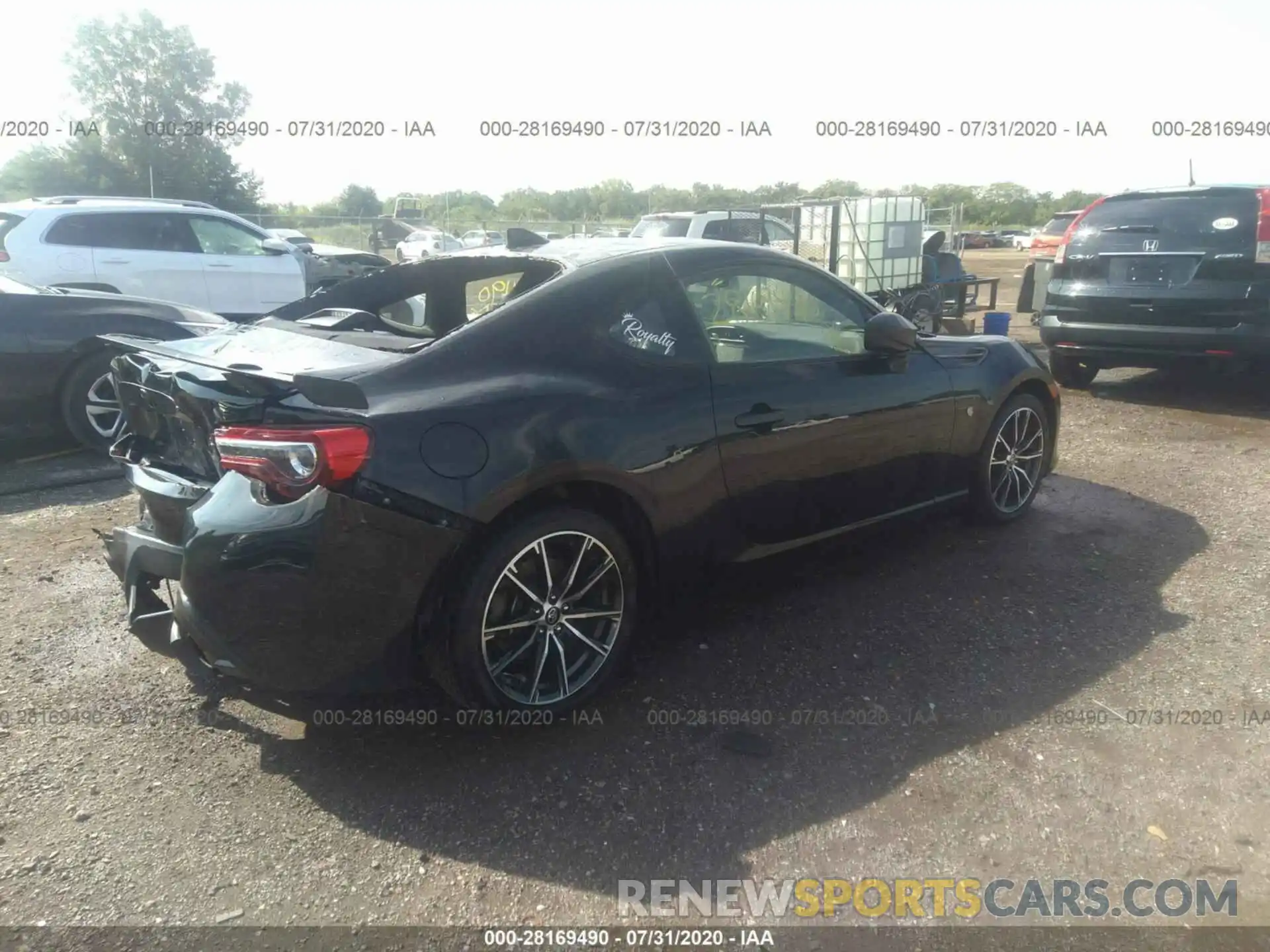 4 Фотография поврежденного автомобиля JF1ZNAE17K8702729 TOYOTA 86 2019