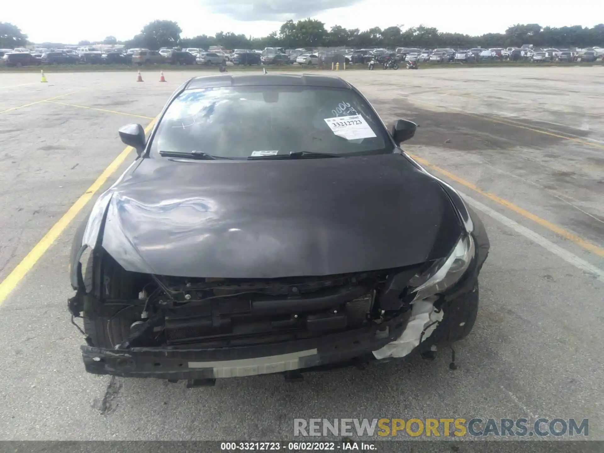 6 Photograph of a damaged car JF1ZNAE18K9702006 TOYOTA 86 2019