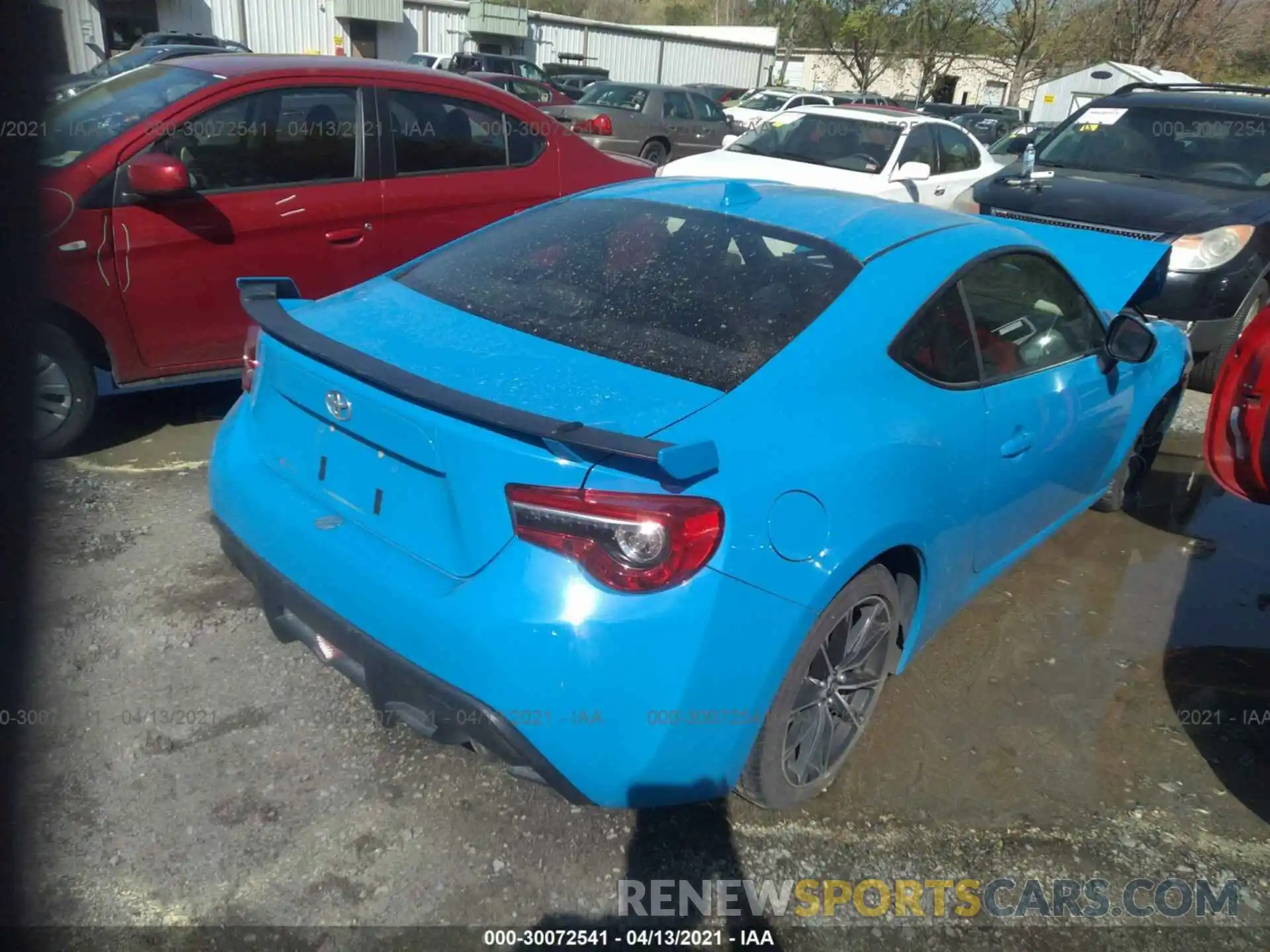 4 Photograph of a damaged car JF1ZNAE19K8701632 TOYOTA 86 2019