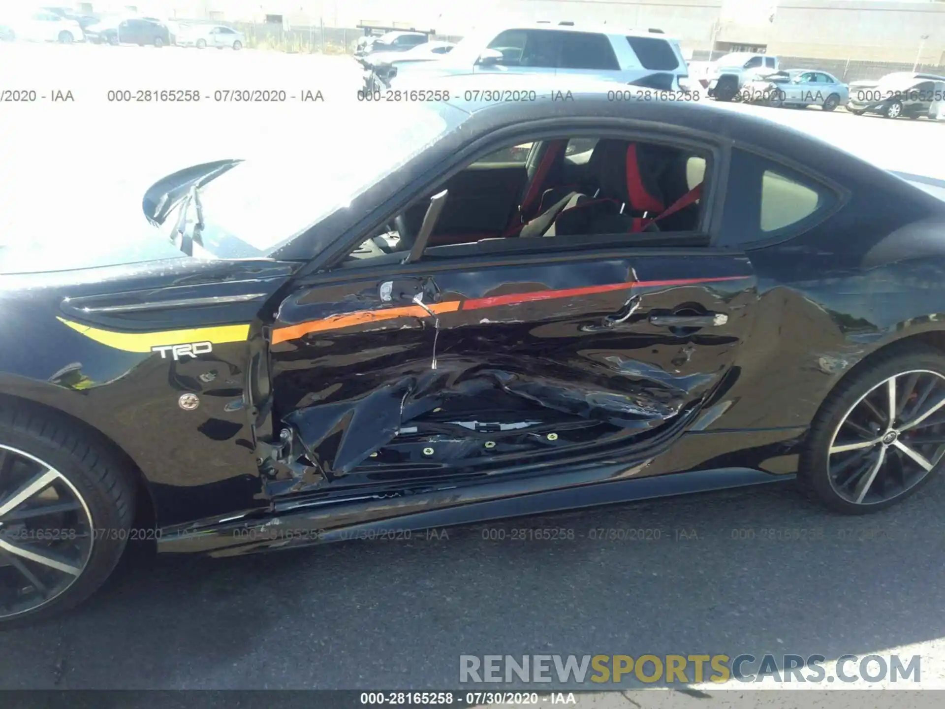 6 Photograph of a damaged car JF1ZNAE19K9701589 TOYOTA 86 2019