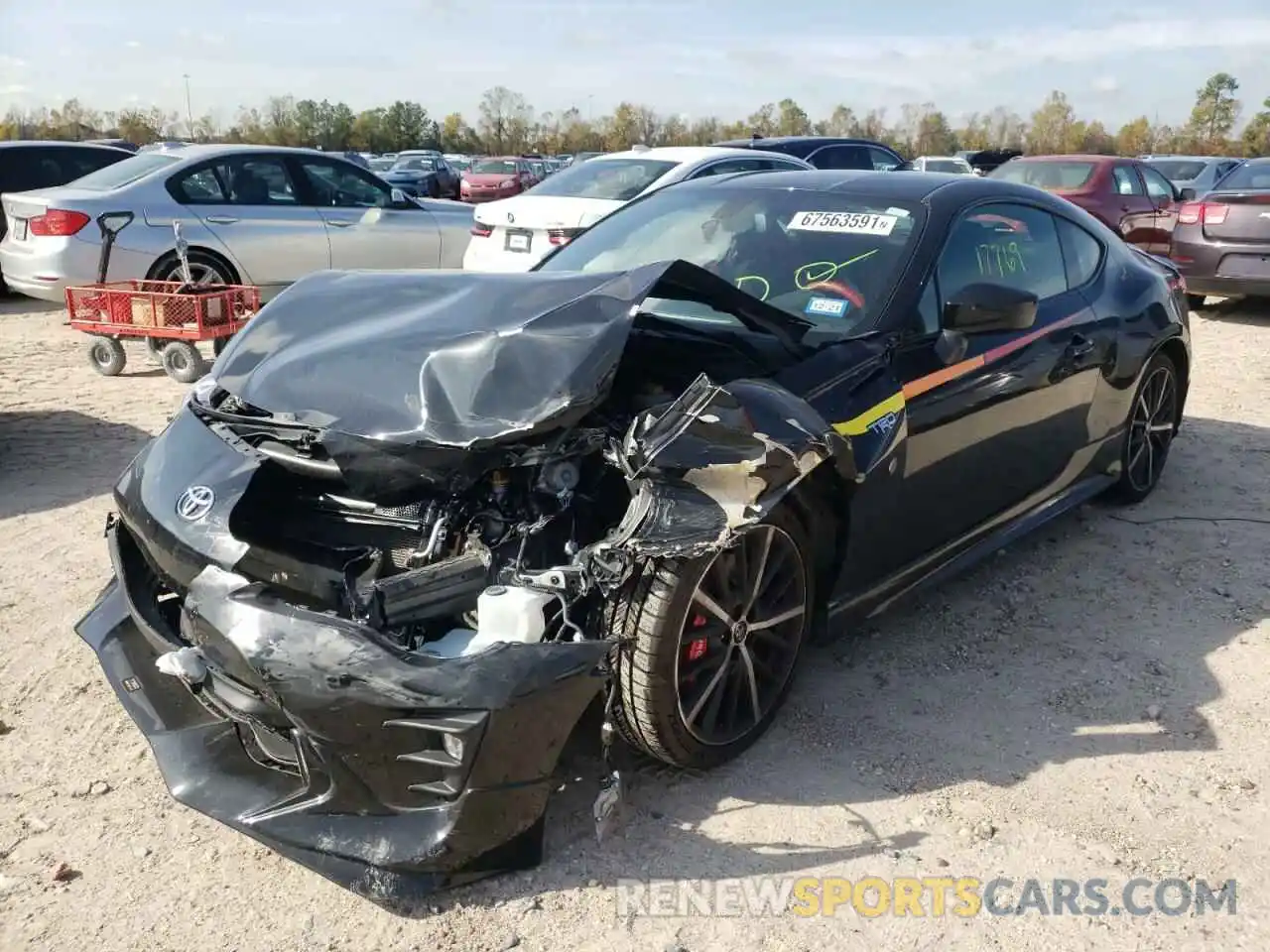 2 Photograph of a damaged car JF1ZNAE19K9701818 TOYOTA 86 2019