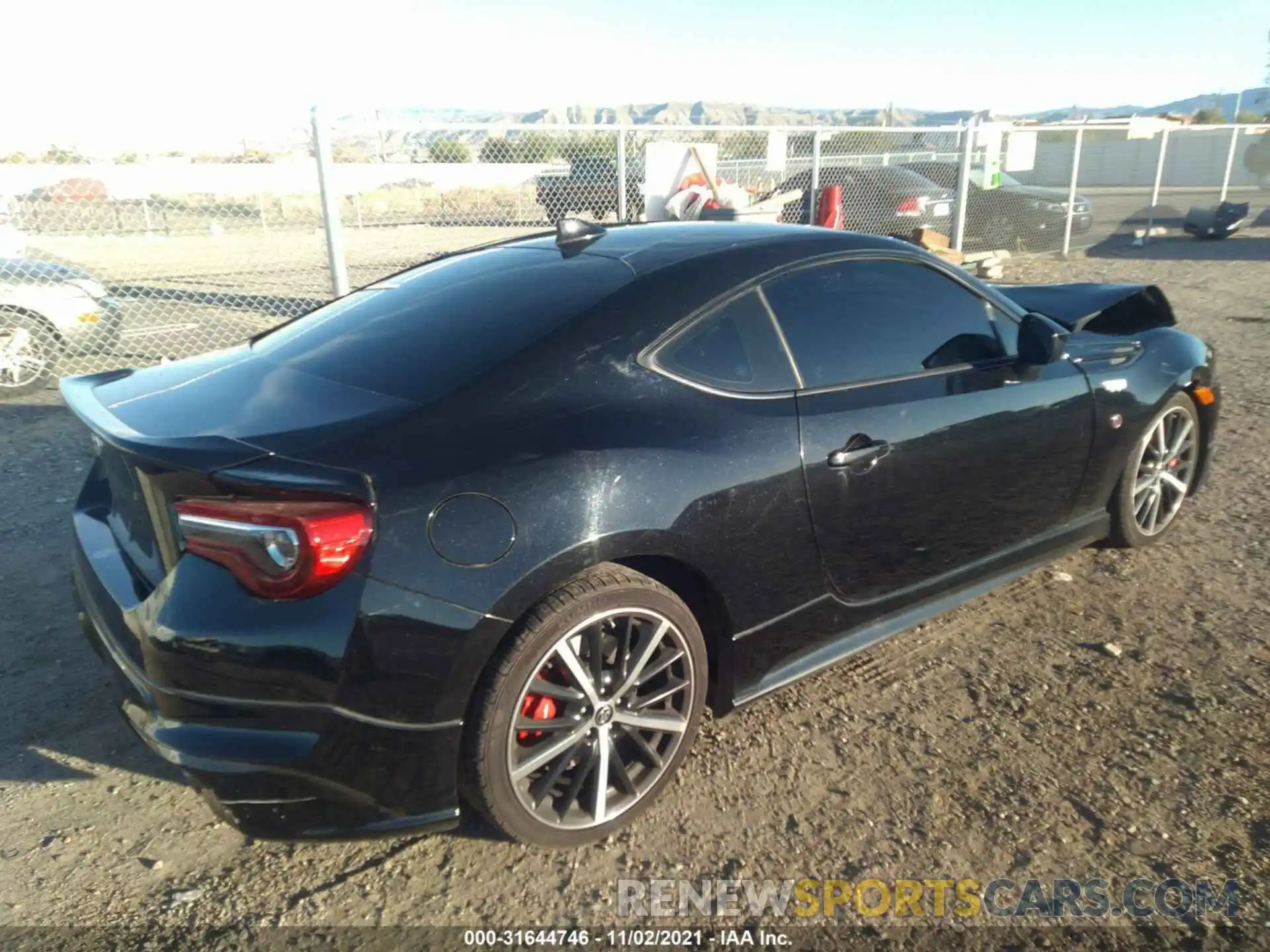 4 Photograph of a damaged car JF1ZNAE1XK9700516 TOYOTA 86 2019