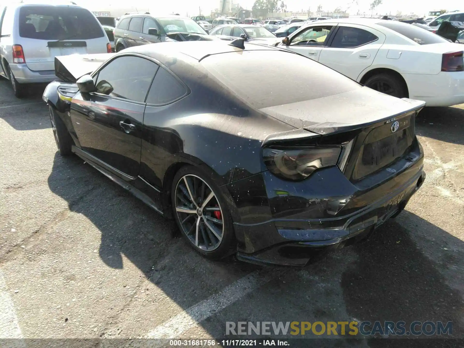 3 Photograph of a damaged car JF1ZNAE1XK9700774 TOYOTA 86 2019