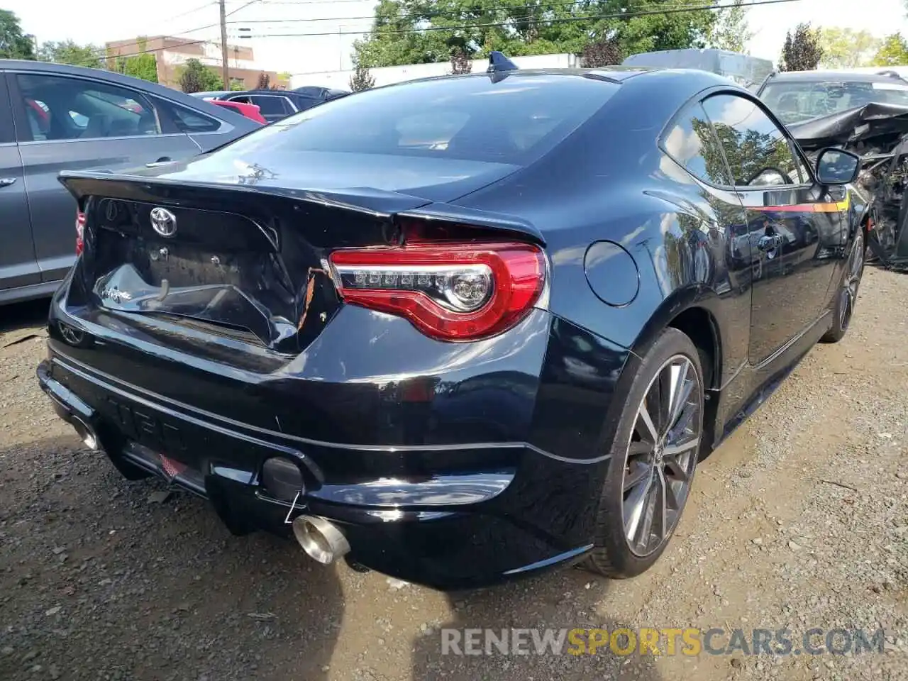 4 Photograph of a damaged car JF1ZNAE1XK9702444 TOYOTA 86 2019