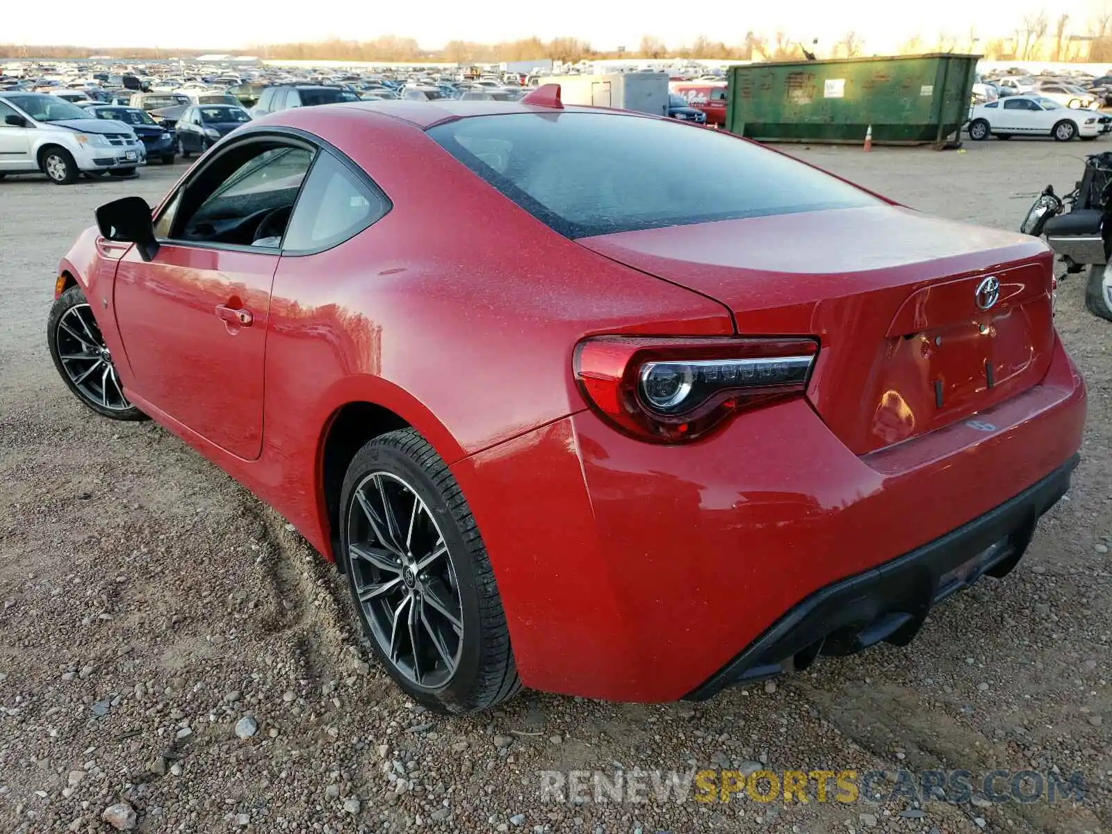 3 Photograph of a damaged car JF1ZNAA10L8752041 TOYOTA 86 2020