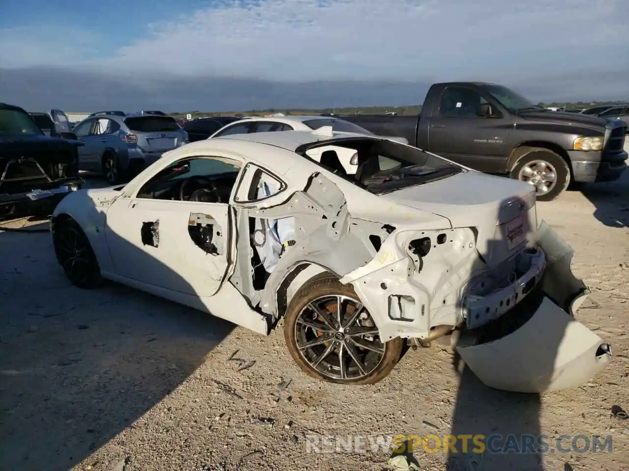 9 Photograph of a damaged car JF1ZNAA10L8753433 TOYOTA 86 2020