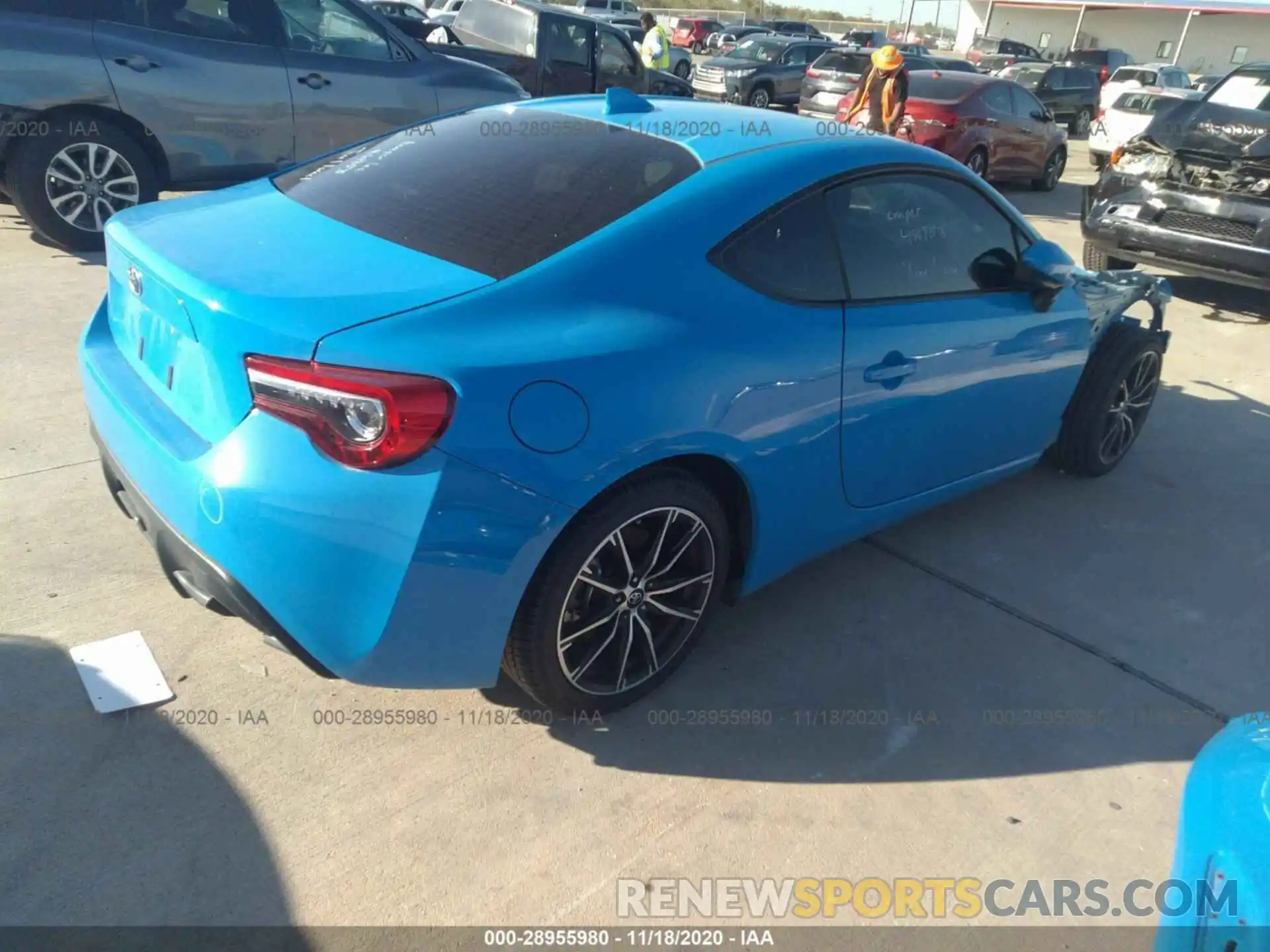 4 Photograph of a damaged car JF1ZNAA11L8751853 TOYOTA 86 2020