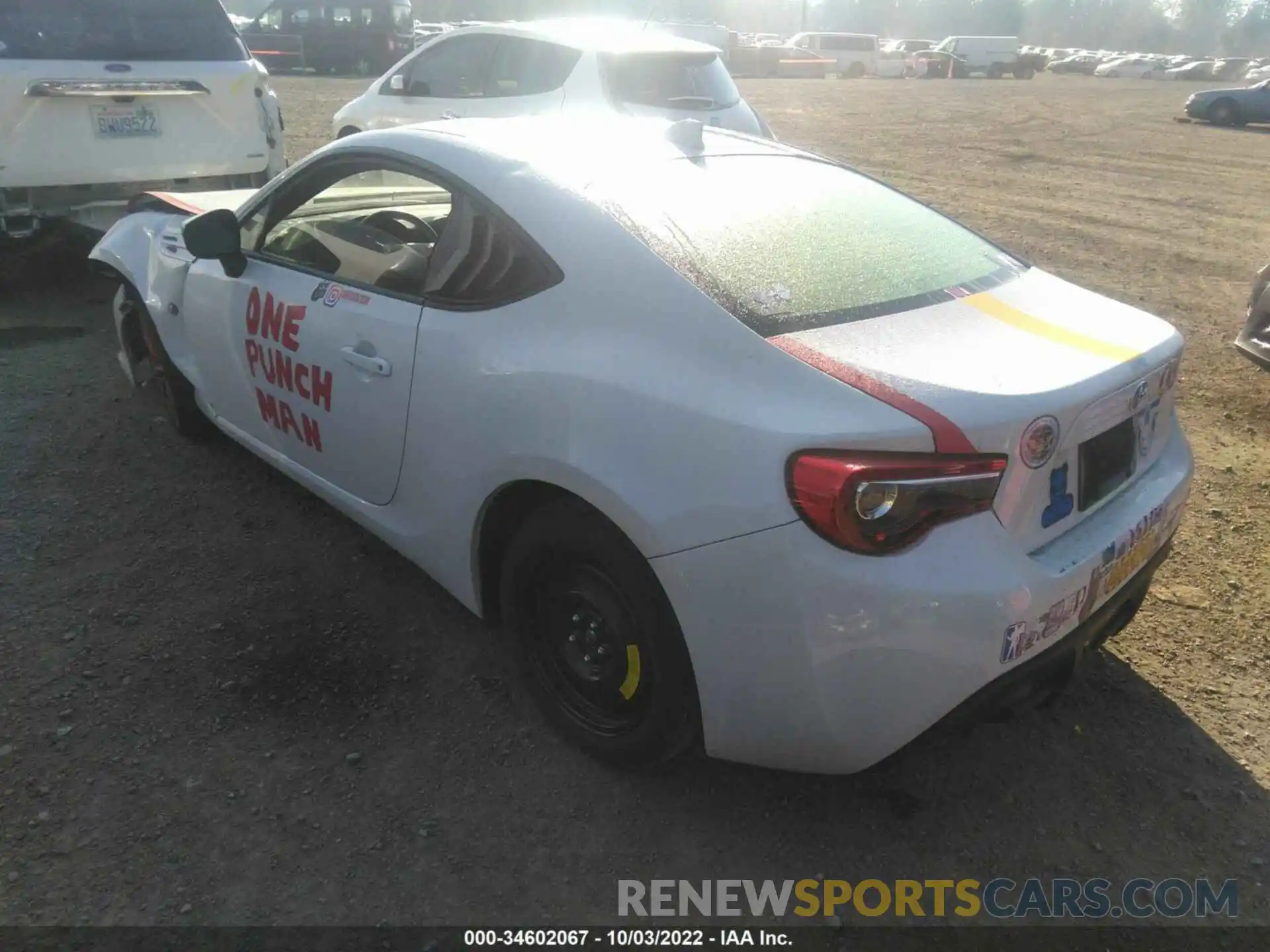 3 Photograph of a damaged car JF1ZNAA11L9752592 TOYOTA 86 2020