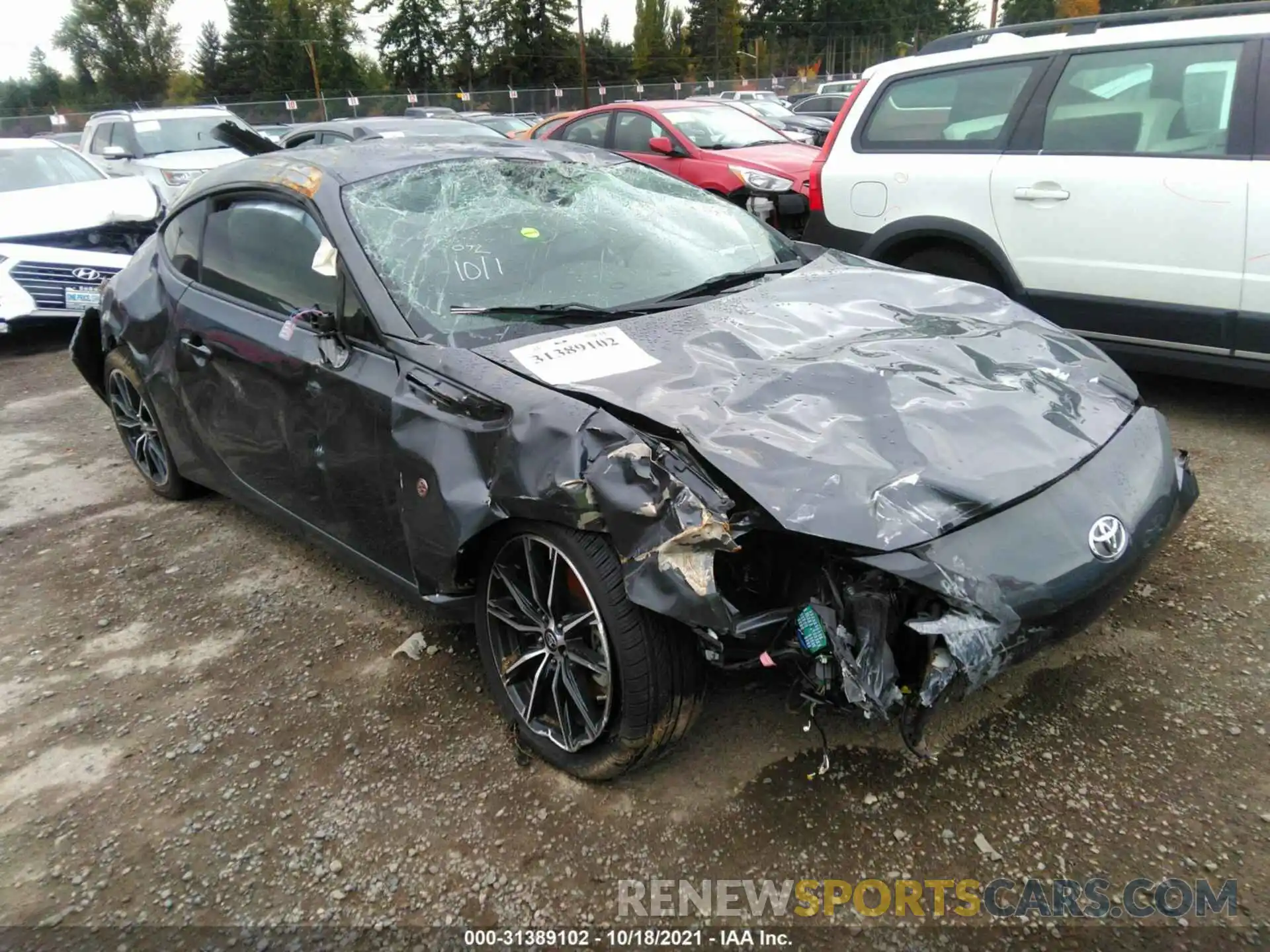 1 Photograph of a damaged car JF1ZNAA12L8753885 TOYOTA 86 2020