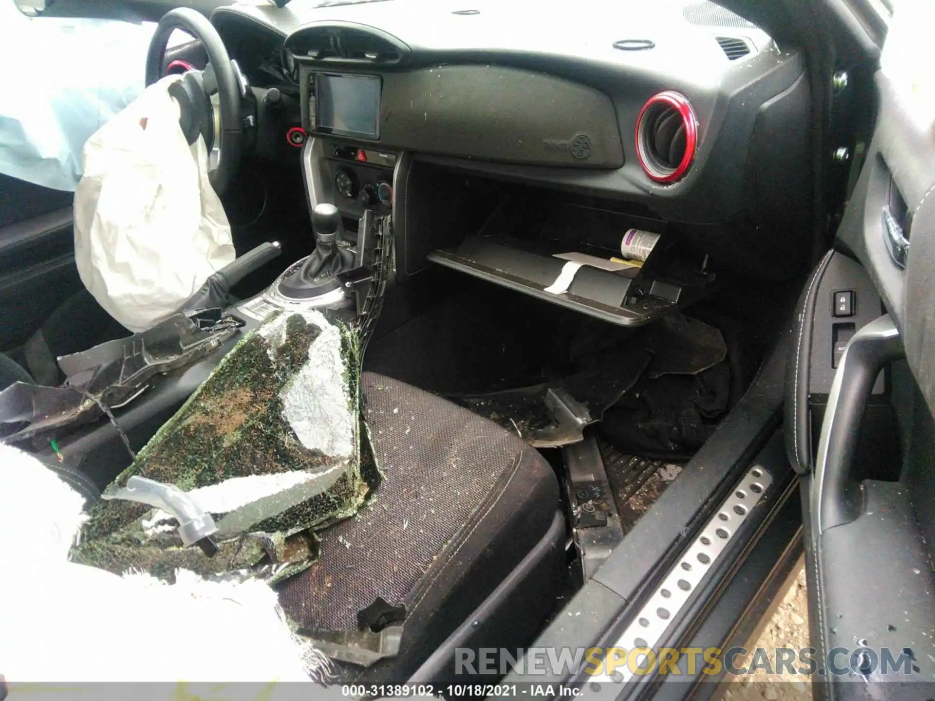 5 Photograph of a damaged car JF1ZNAA12L8753885 TOYOTA 86 2020