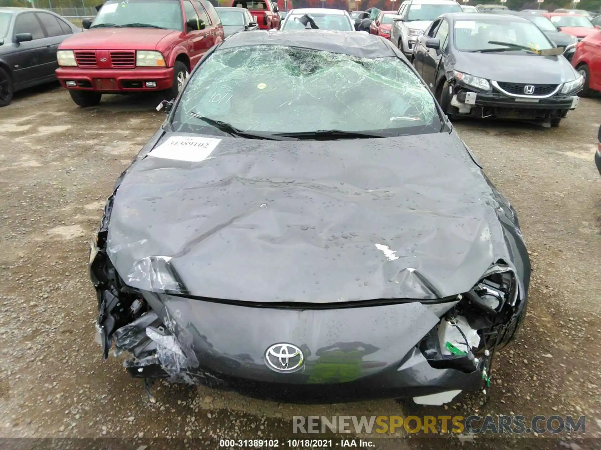 6 Photograph of a damaged car JF1ZNAA12L8753885 TOYOTA 86 2020