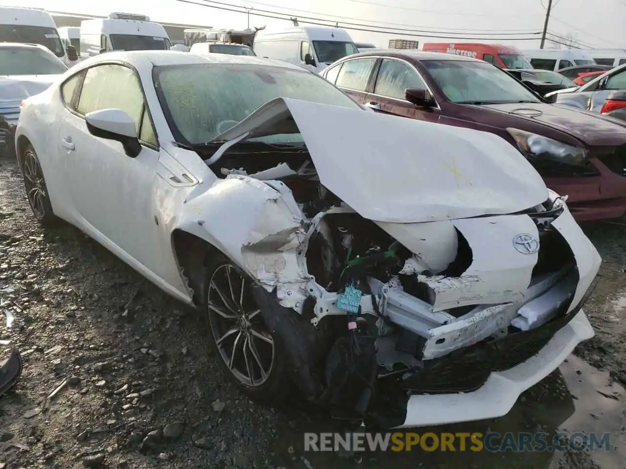 1 Photograph of a damaged car JF1ZNAA12L9753217 TOYOTA 86 2020