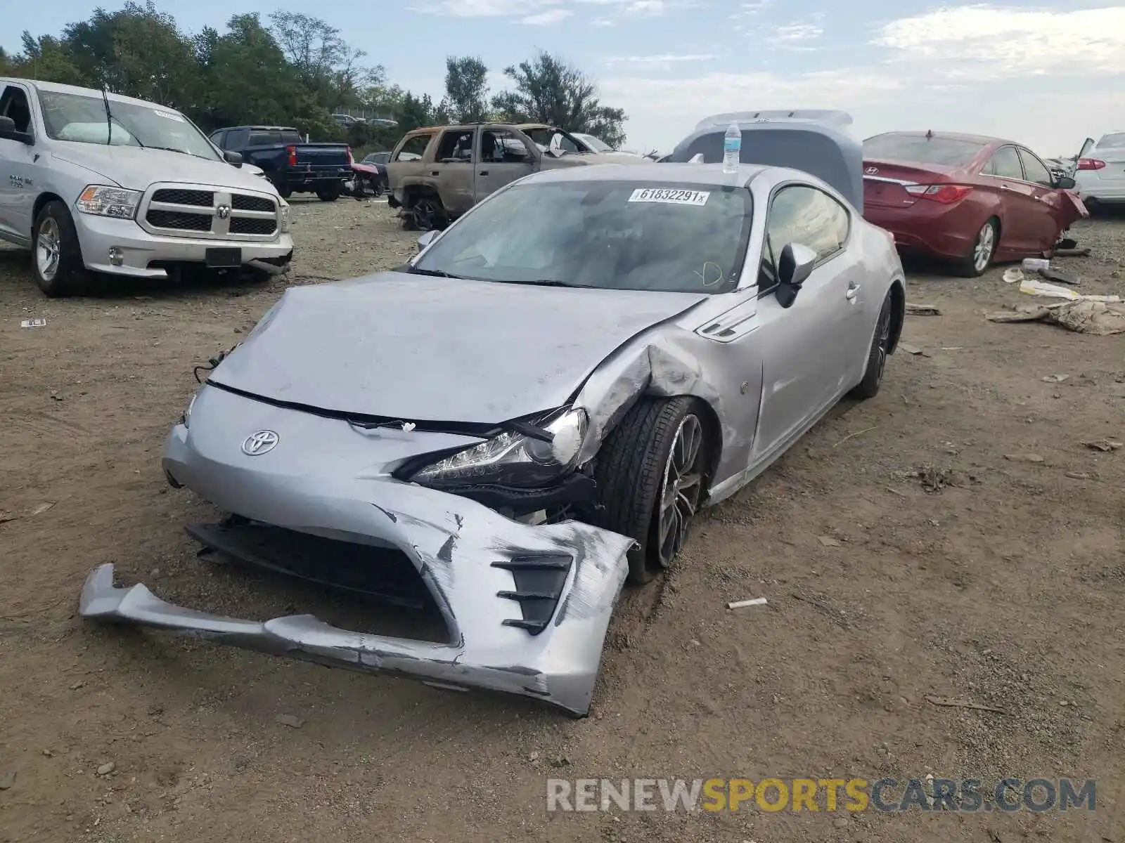 2 Photograph of a damaged car JF1ZNAA13L8751126 TOYOTA 86 2020