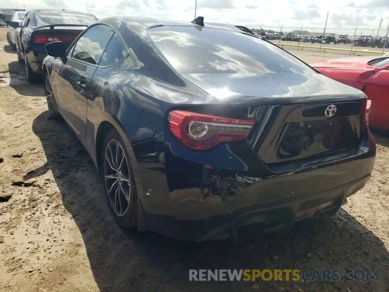 3 Photograph of a damaged car JF1ZNAA13L8751319 TOYOTA 86 2020