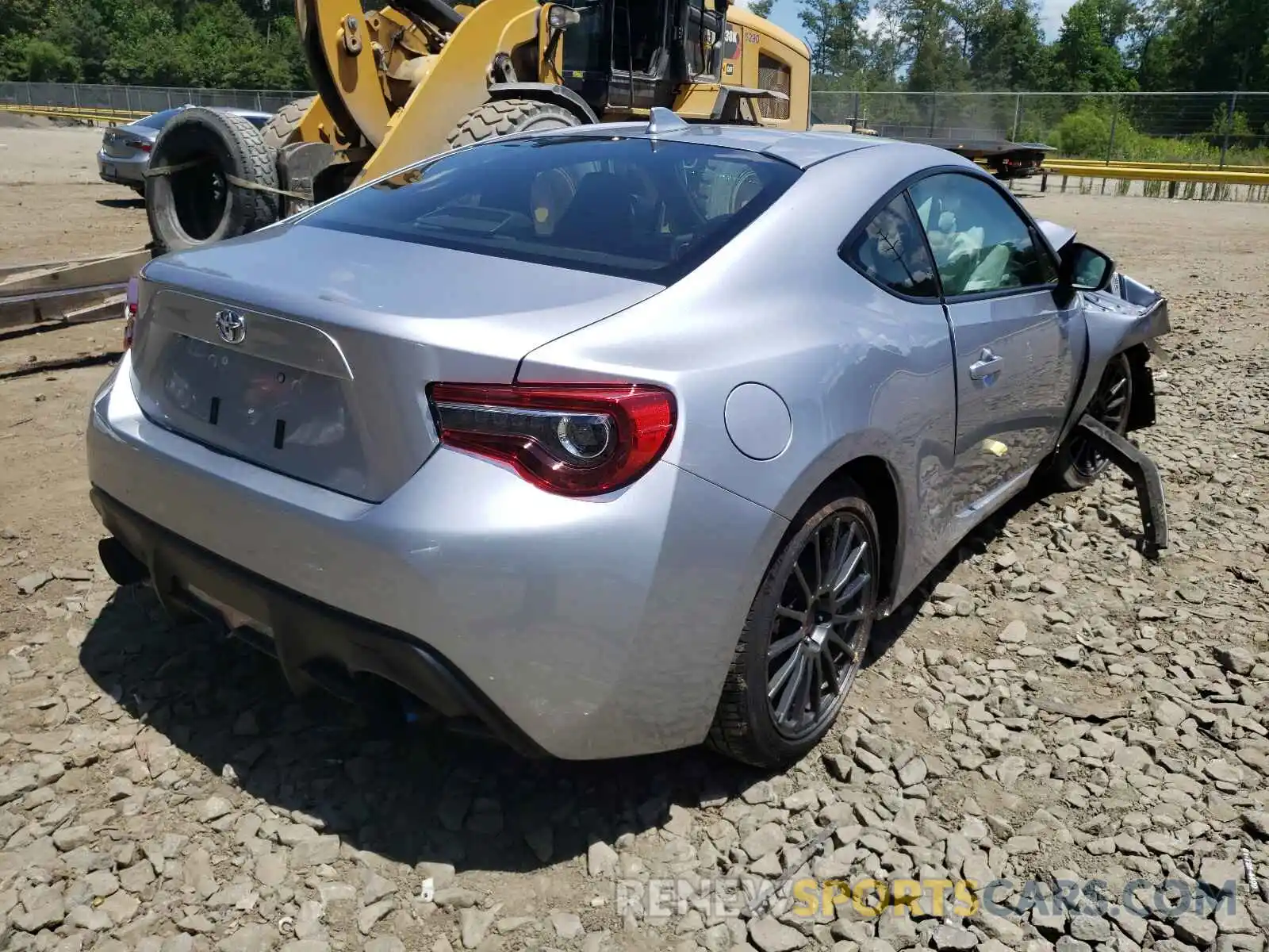 4 Фотография поврежденного автомобиля JF1ZNAA14L8753175 TOYOTA 86 2020