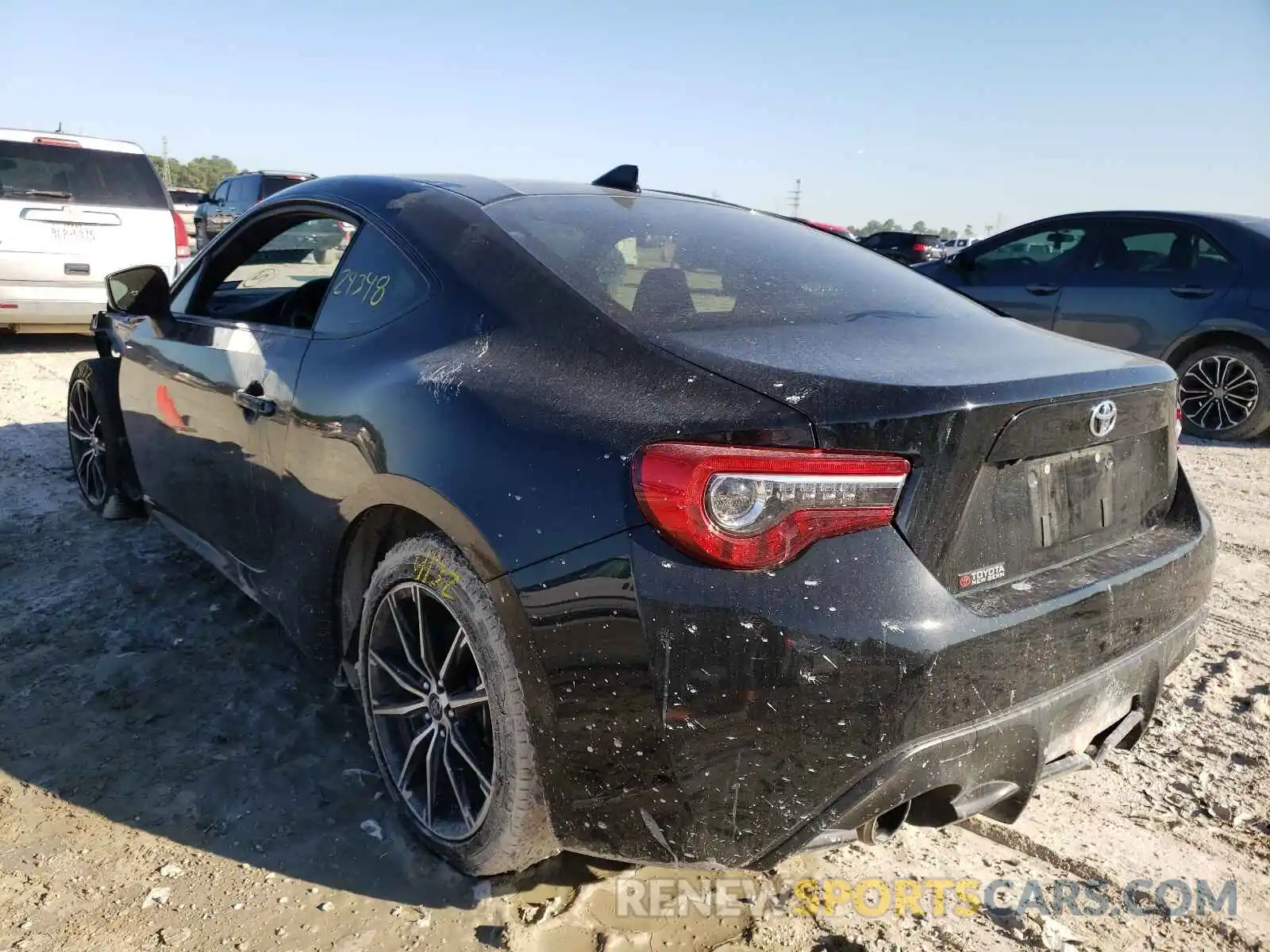 3 Photograph of a damaged car JF1ZNAA15L8752357 TOYOTA 86 2020