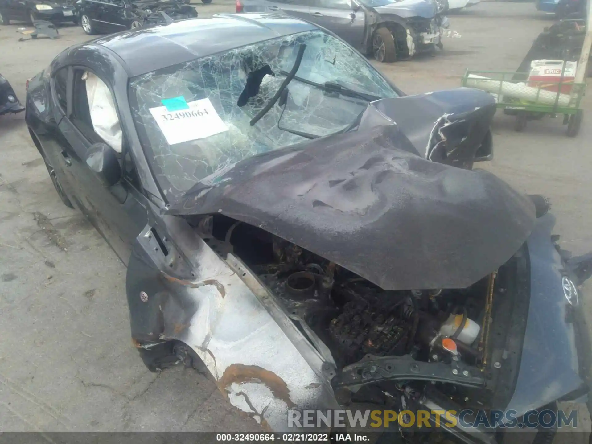 6 Photograph of a damaged car JF1ZNAA16L8751315 TOYOTA 86 2020