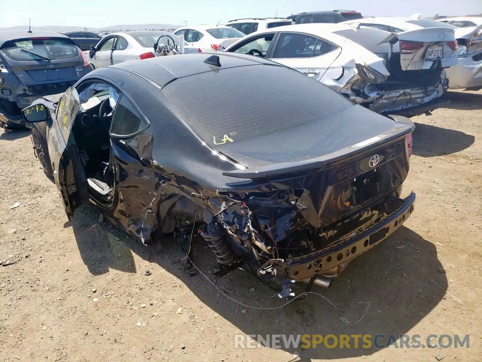 3 Photograph of a damaged car JF1ZNAA16L8751721 TOYOTA 86 2020