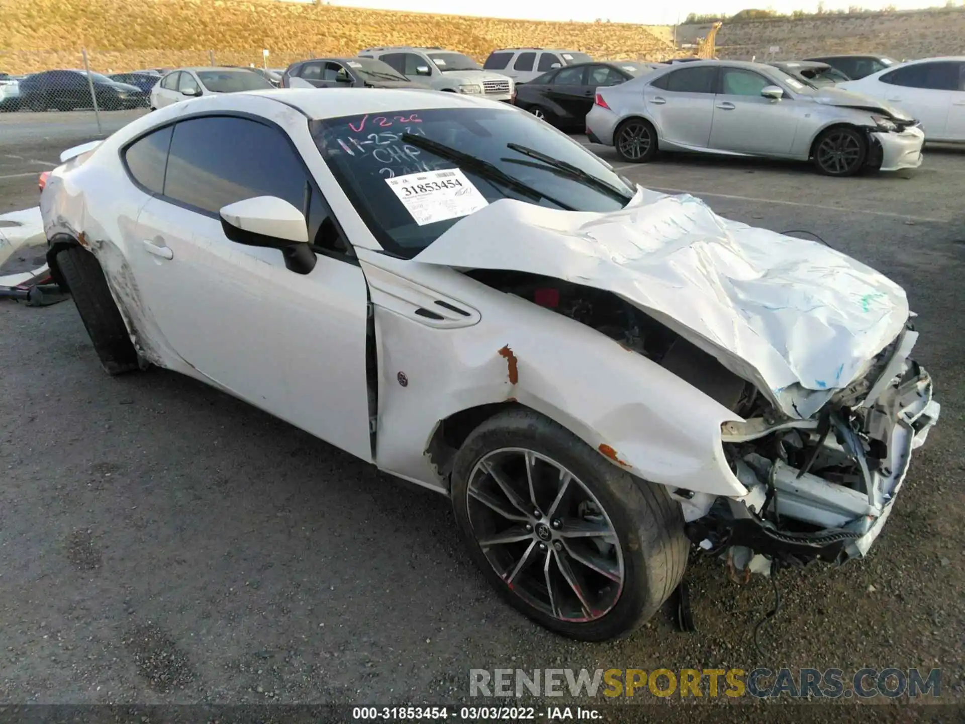 1 Photograph of a damaged car JF1ZNAA16L8752416 TOYOTA 86 2020