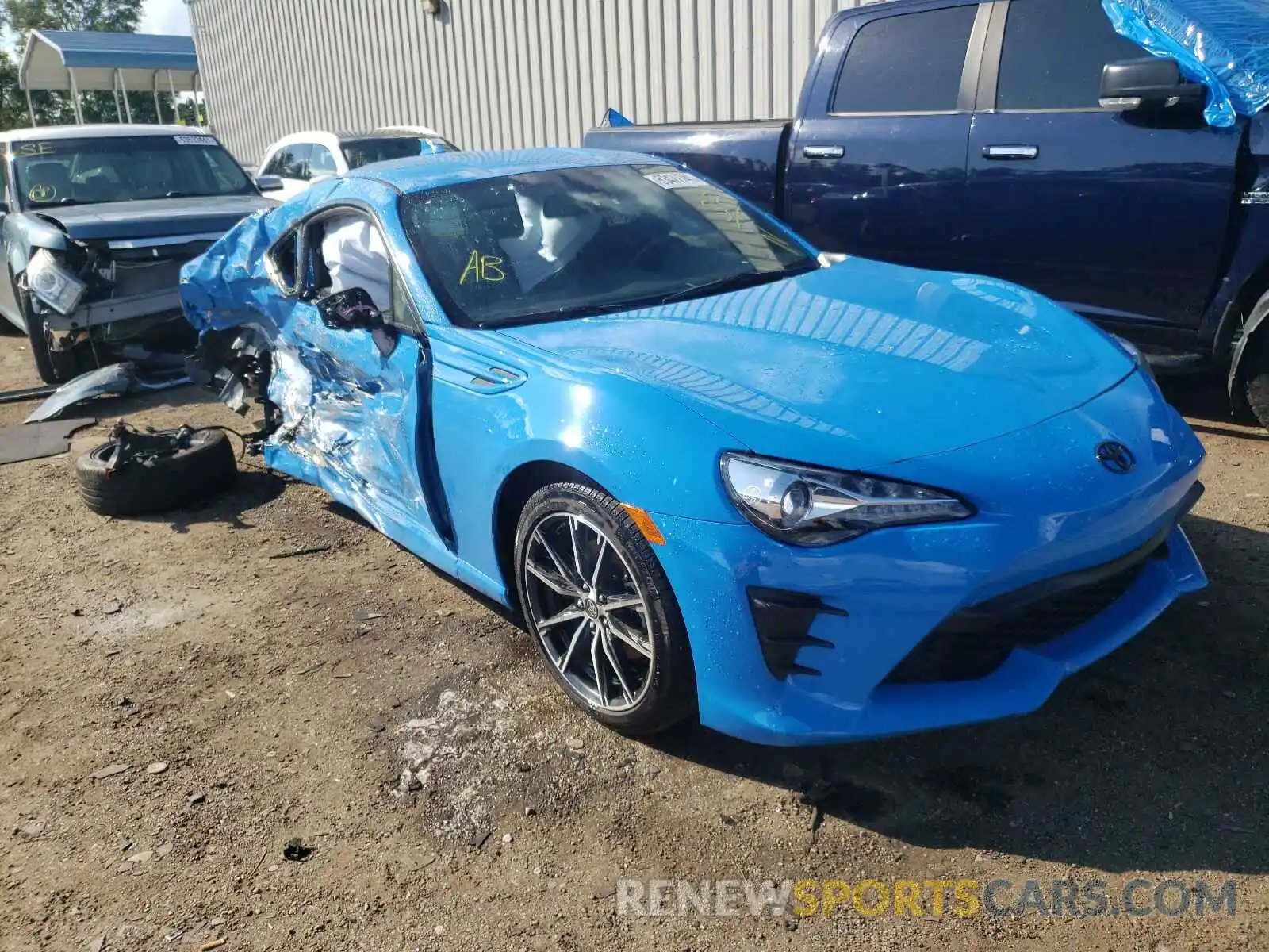 1 Photograph of a damaged car JF1ZNAA16L8753100 TOYOTA 86 2020