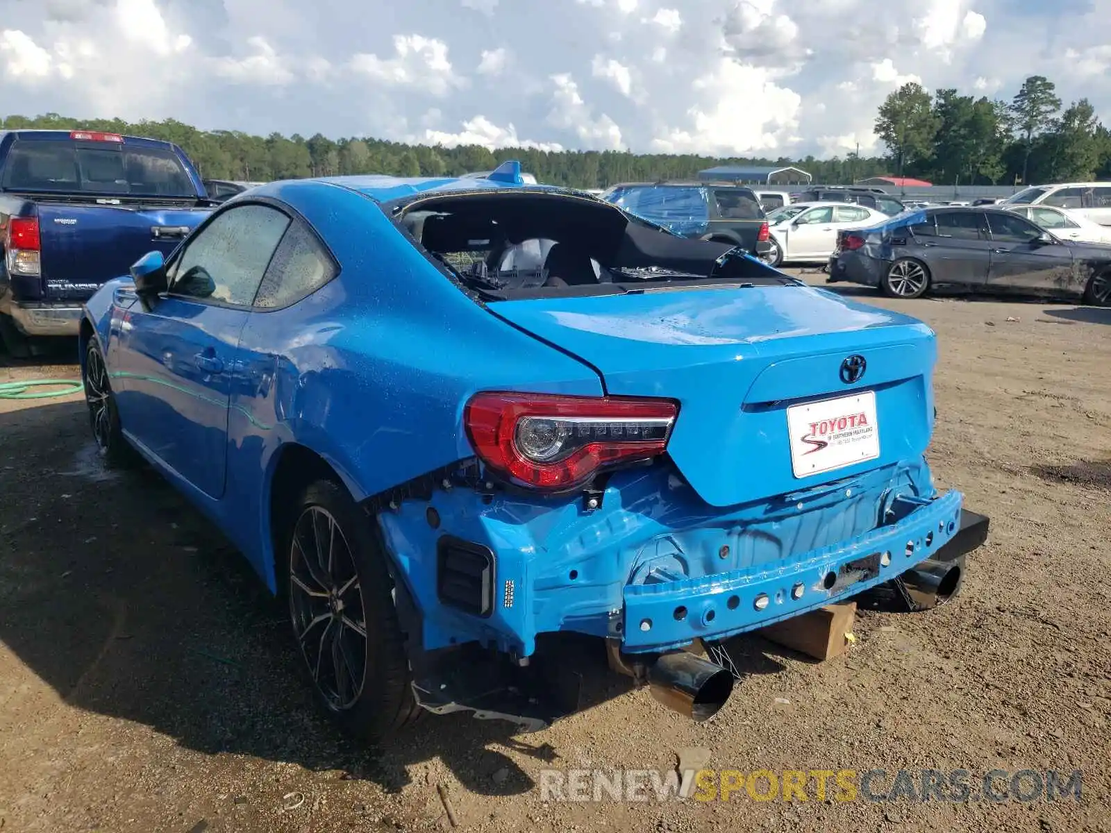 3 Photograph of a damaged car JF1ZNAA16L8753100 TOYOTA 86 2020