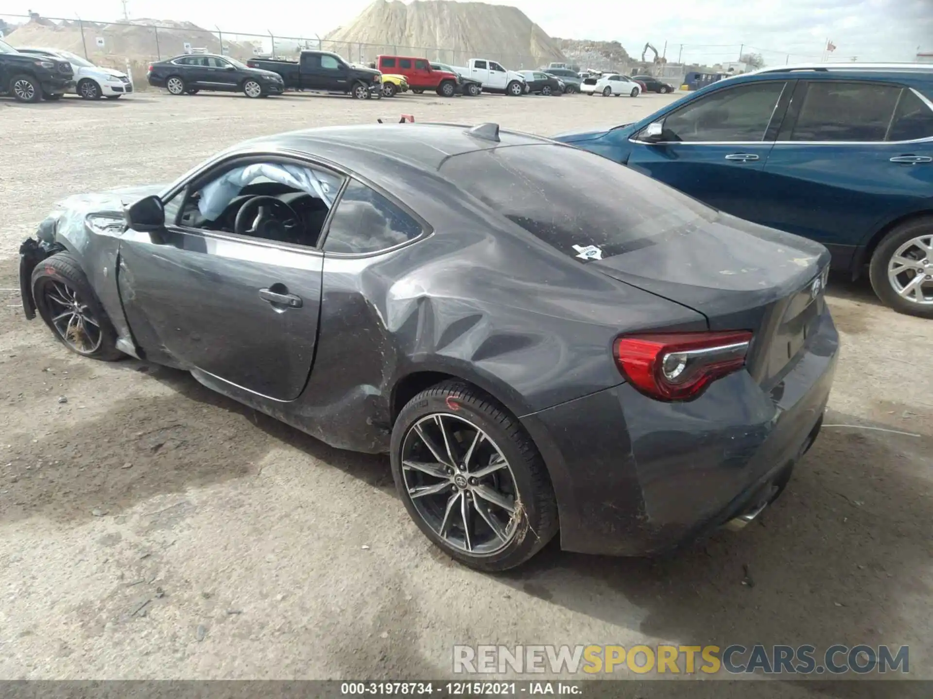 3 Photograph of a damaged car JF1ZNAA16L8753453 TOYOTA 86 2020