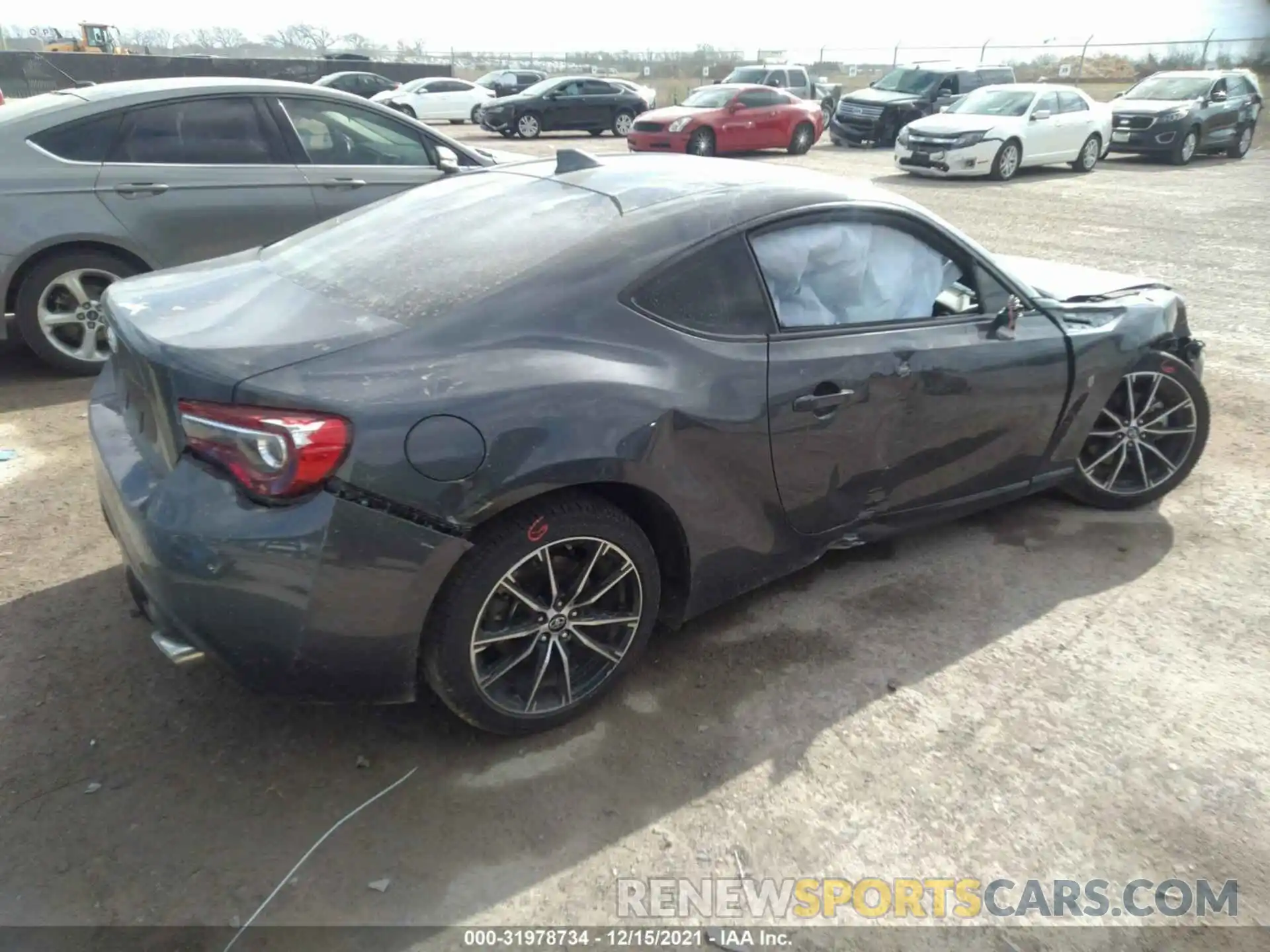 4 Photograph of a damaged car JF1ZNAA16L8753453 TOYOTA 86 2020