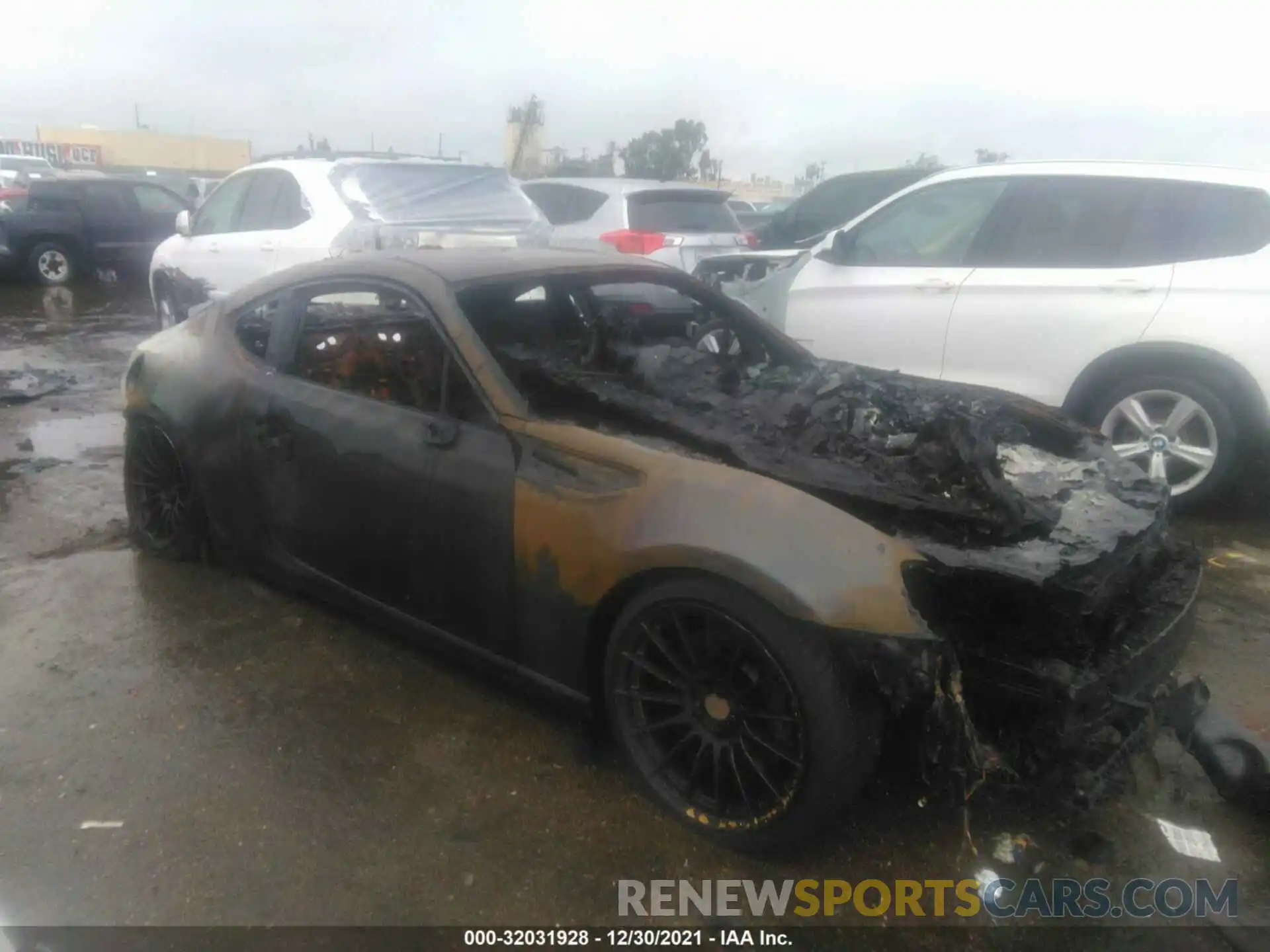 1 Photograph of a damaged car JF1ZNAA1XL8752483 TOYOTA 86 2020