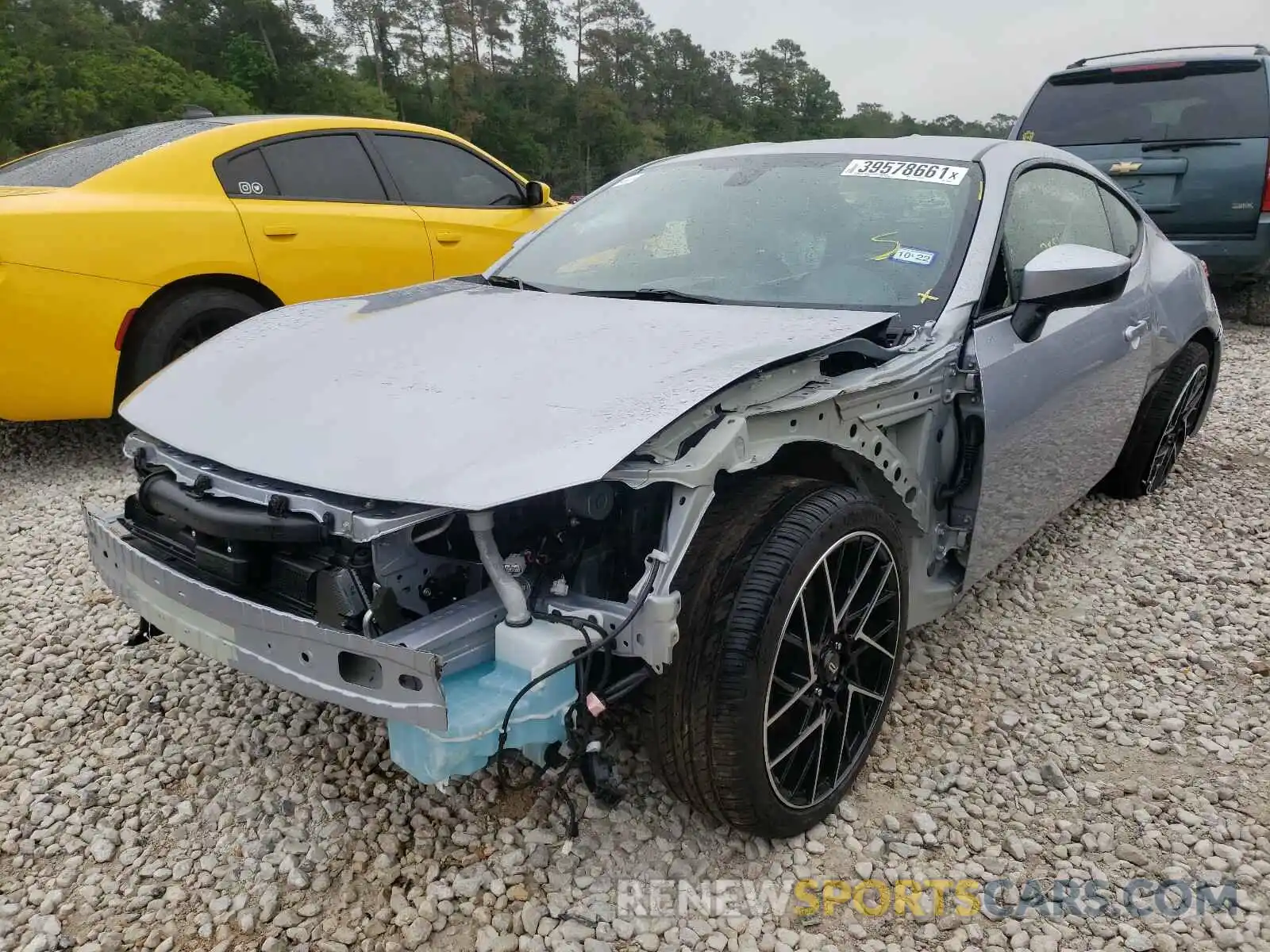 2 Photograph of a damaged car JF1ZNAA1XL8752645 TOYOTA 86 2020