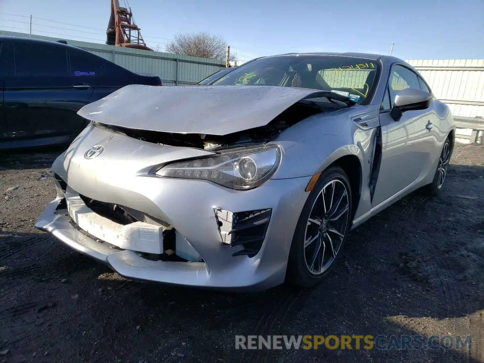 2 Photograph of a damaged car JF1ZNAA1XL8752774 TOYOTA 86 2020