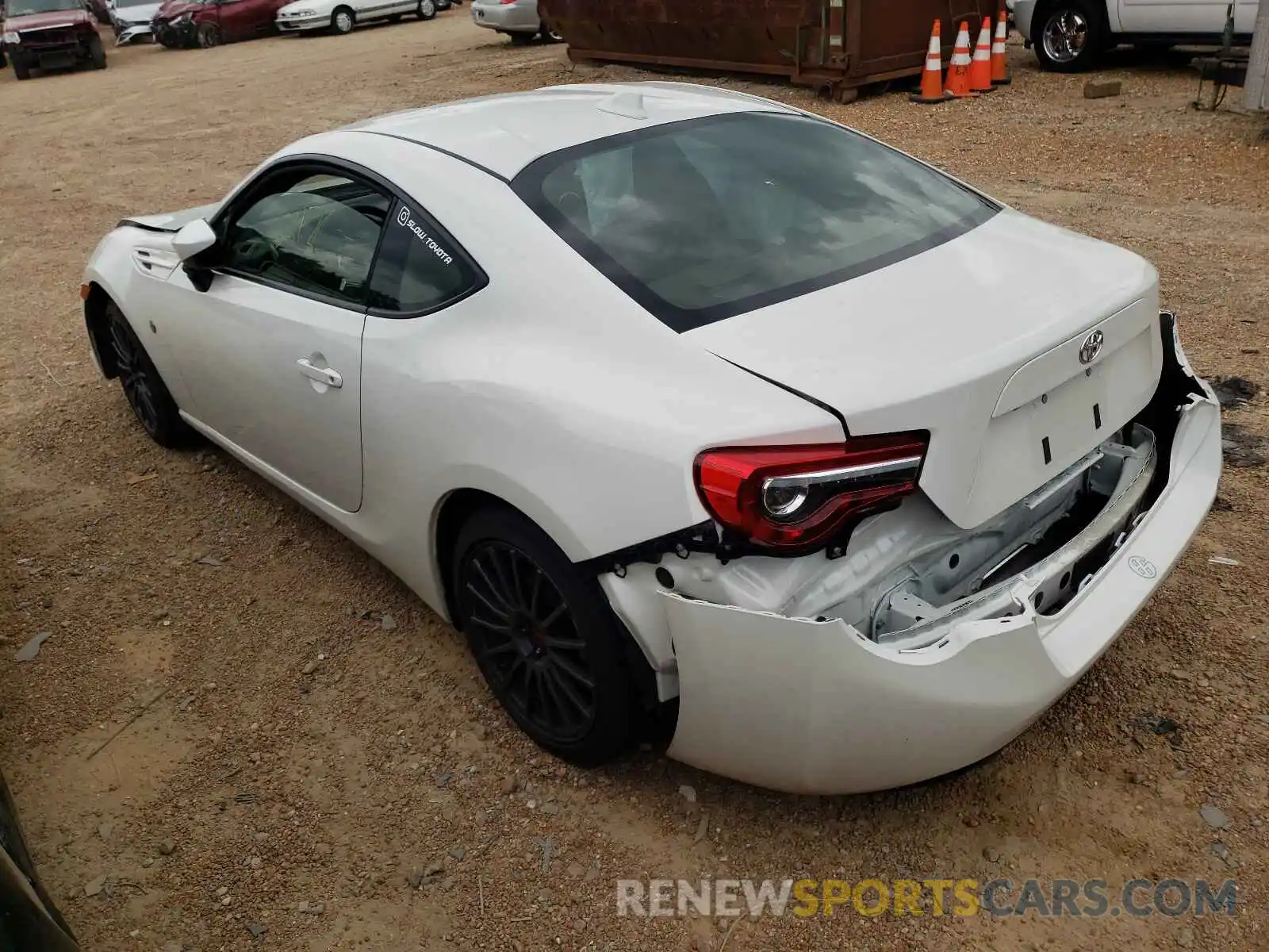 3 Photograph of a damaged car JF1ZNAA1XL8753973 TOYOTA 86 2020