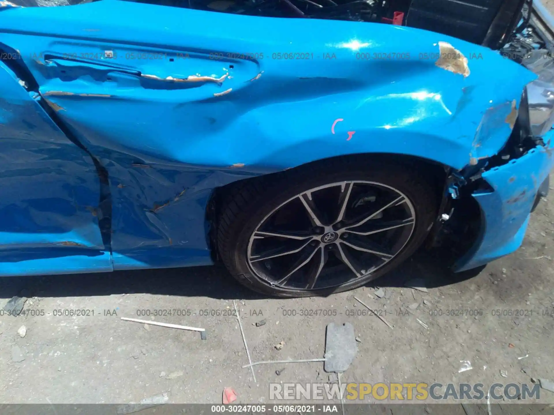 13 Photograph of a damaged car JF1ZNAE10L8753054 TOYOTA 86 2020