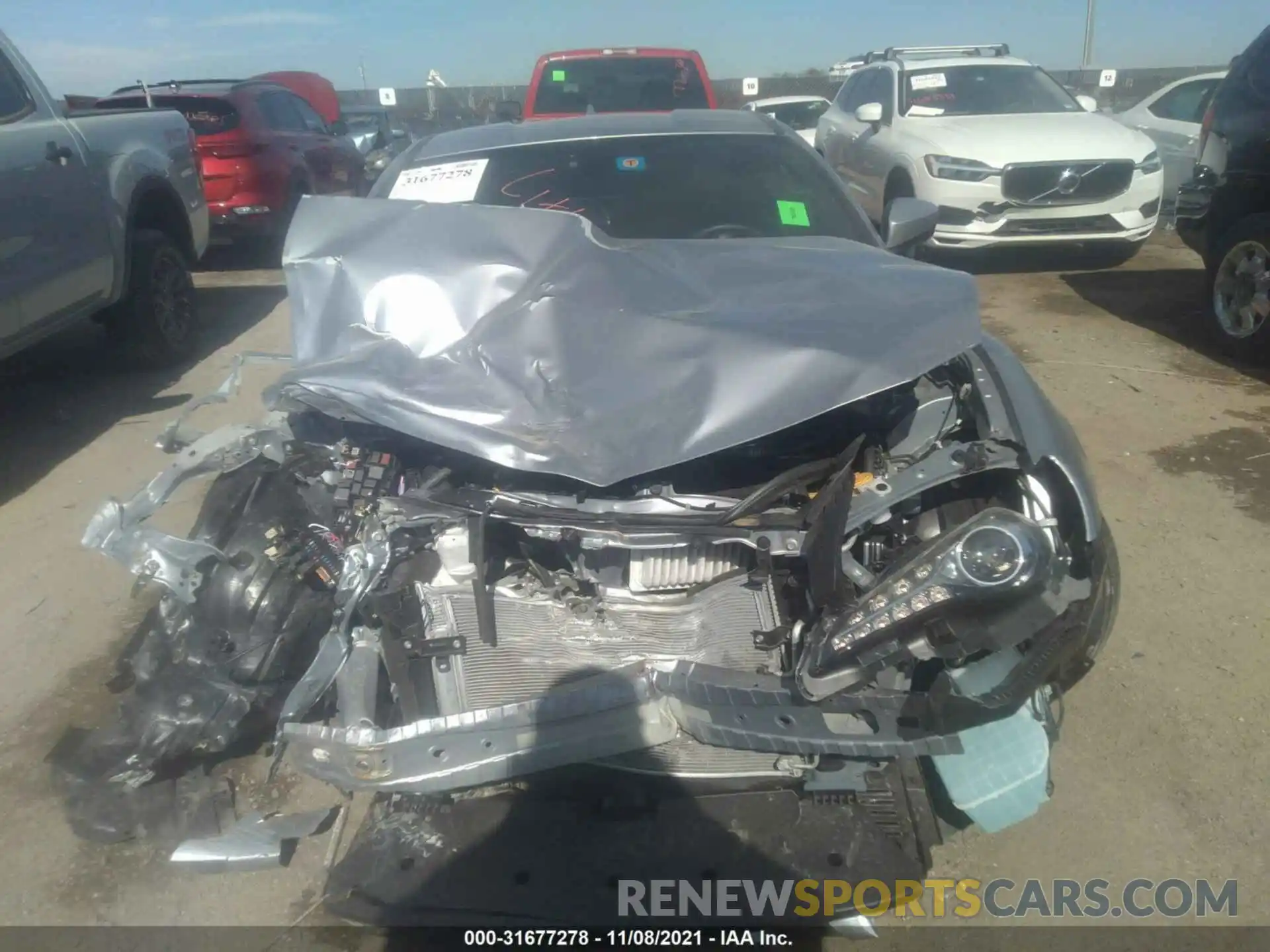 6 Photograph of a damaged car JF1ZNAE12L8753847 TOYOTA 86 2020