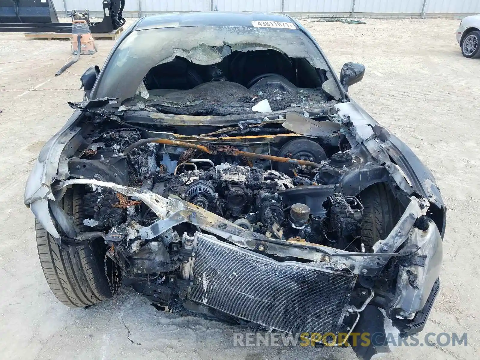 9 Photograph of a damaged car JF1ZNAE13L8753436 TOYOTA 86 2020