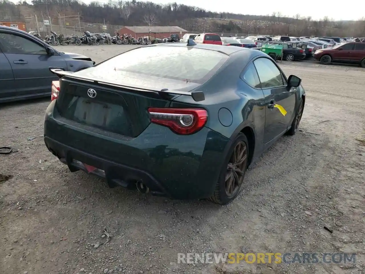 4 Photograph of a damaged car JF1ZNAE13L9750479 TOYOTA 86 2020