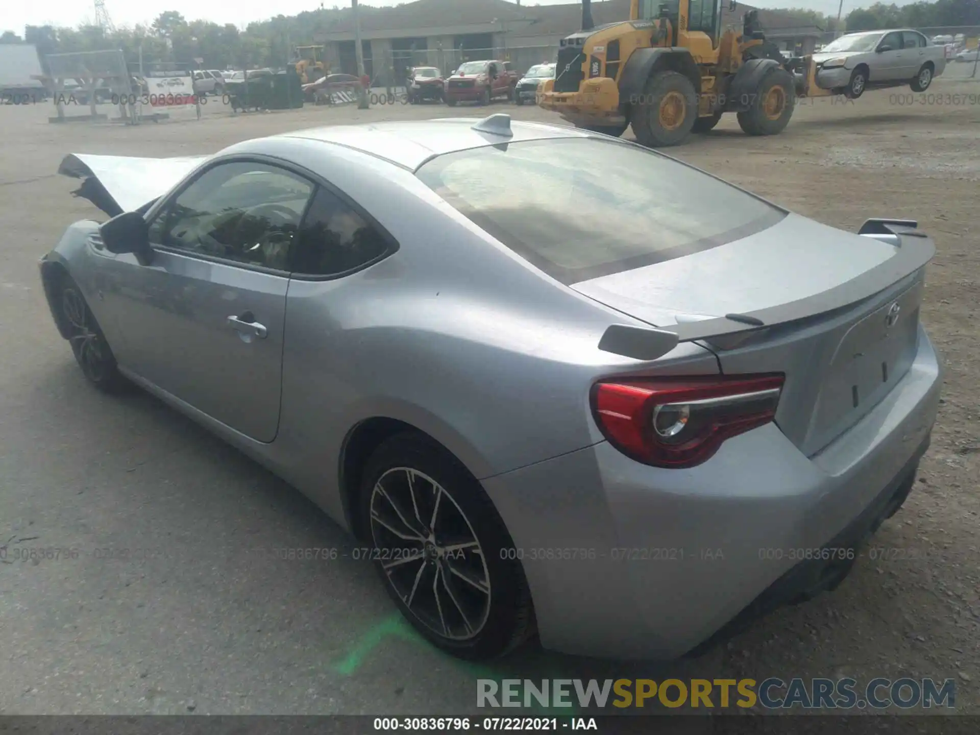 3 Photograph of a damaged car JF1ZNAE15L8751087 TOYOTA 86 2020