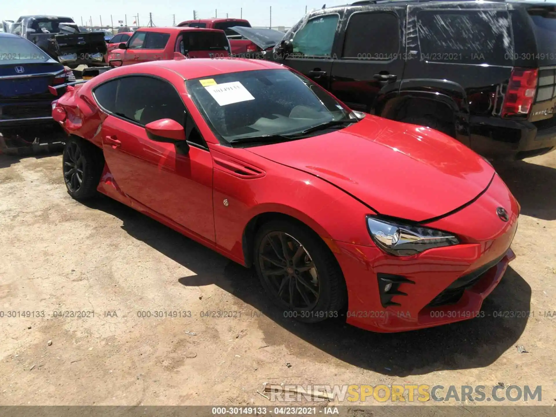 1 Photograph of a damaged car JF1ZNAE15L8751347 TOYOTA 86 2020