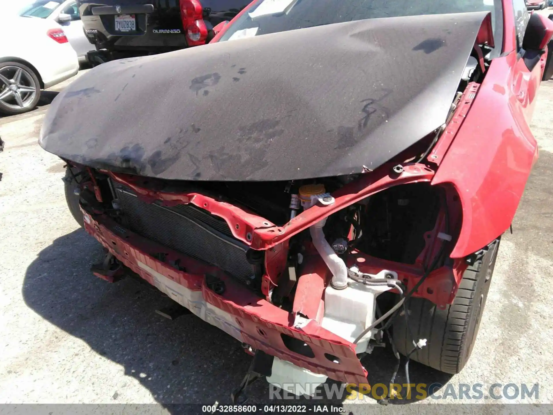 6 Photograph of a damaged car JF1ZNAE15L8753115 TOYOTA 86 2020