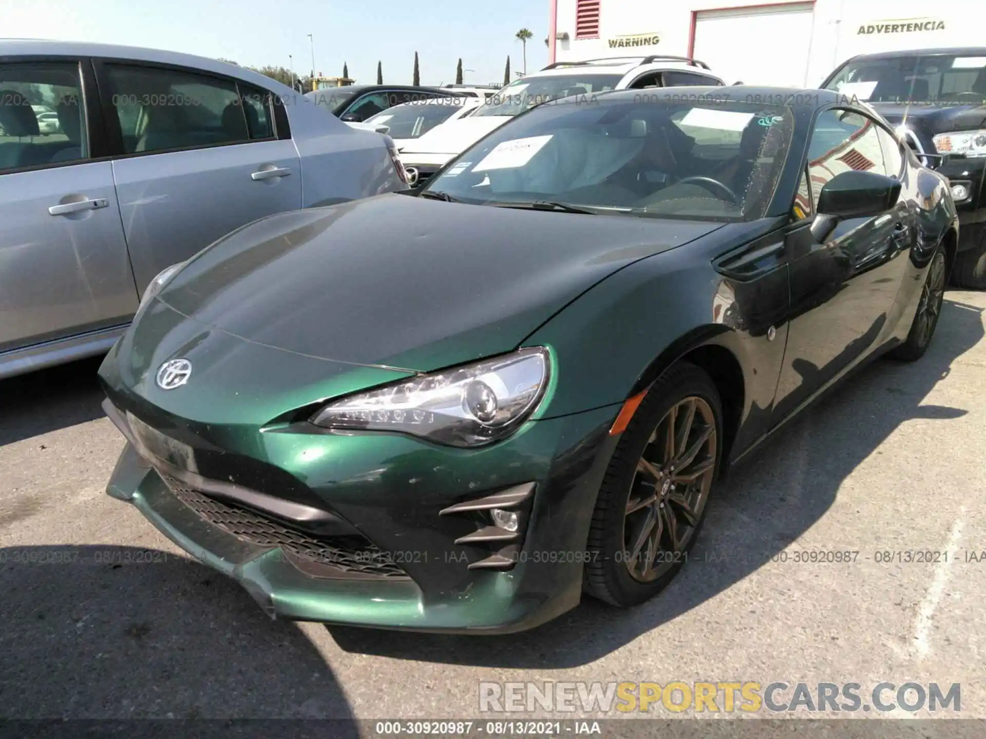 2 Photograph of a damaged car JF1ZNAE16L8750336 TOYOTA 86 2020